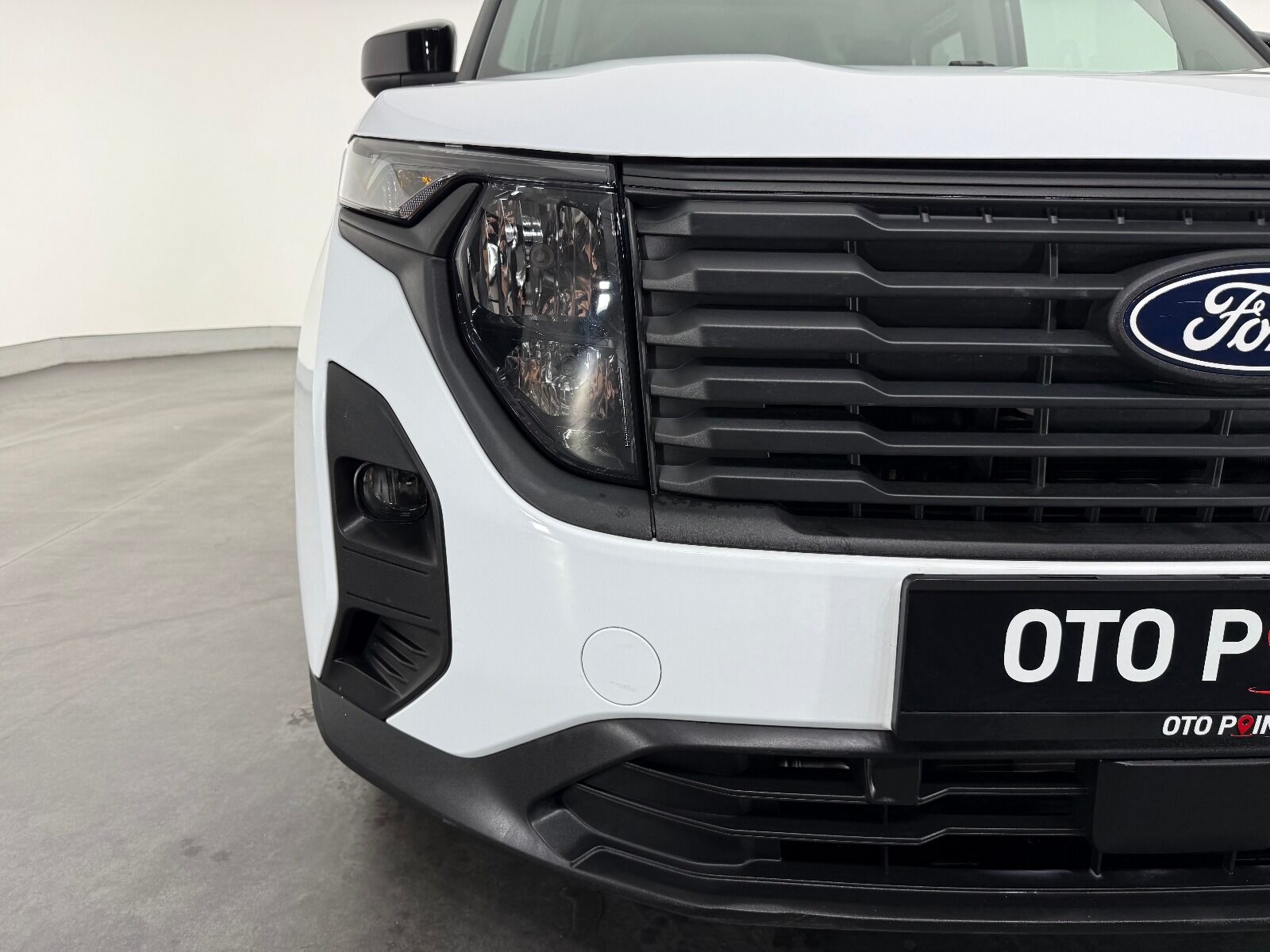 Ford Tourneo Courier 1.5L EcoBlue Deluxe - 2025 - Detay