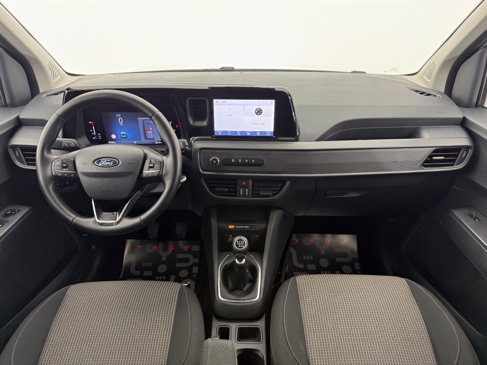 Ford Tourneo Courier 1.5L EcoBlue Deluxe - 2025 - Detay
