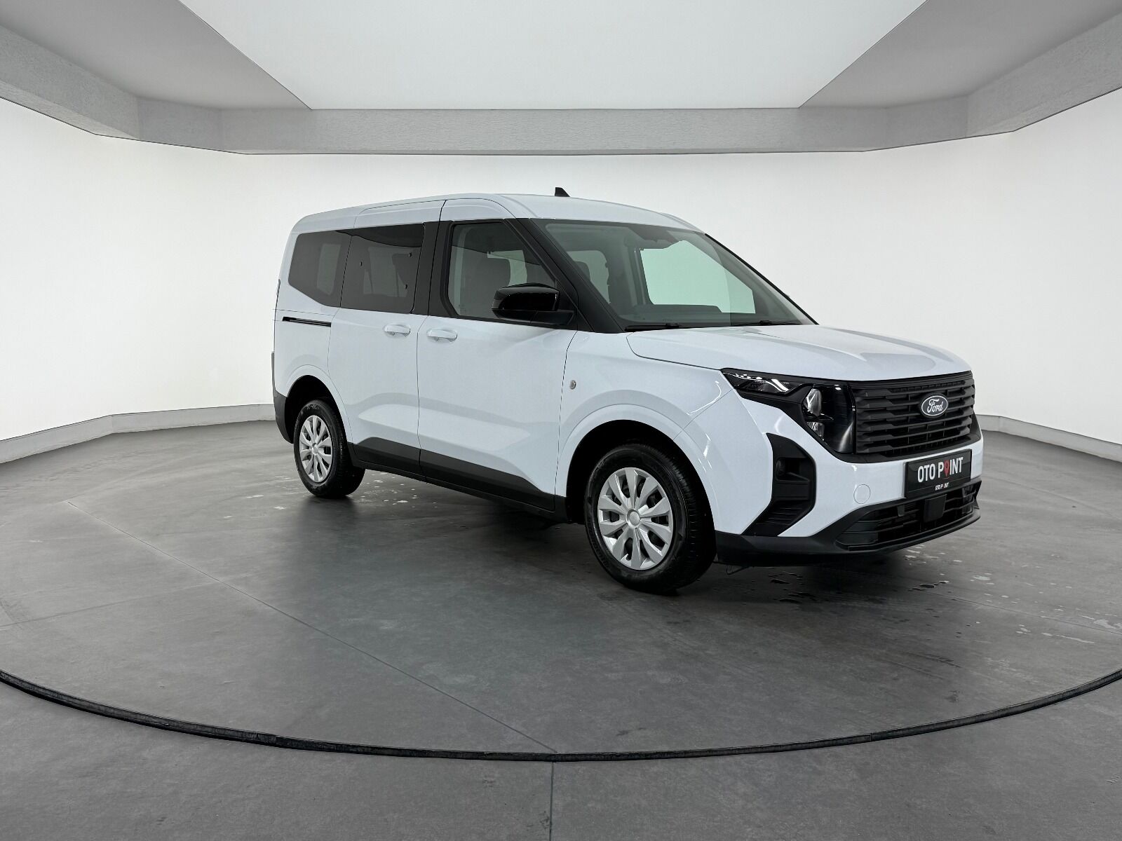 Ford Tourneo Courier 1.5L EcoBlue Deluxe - 2025 - Detay