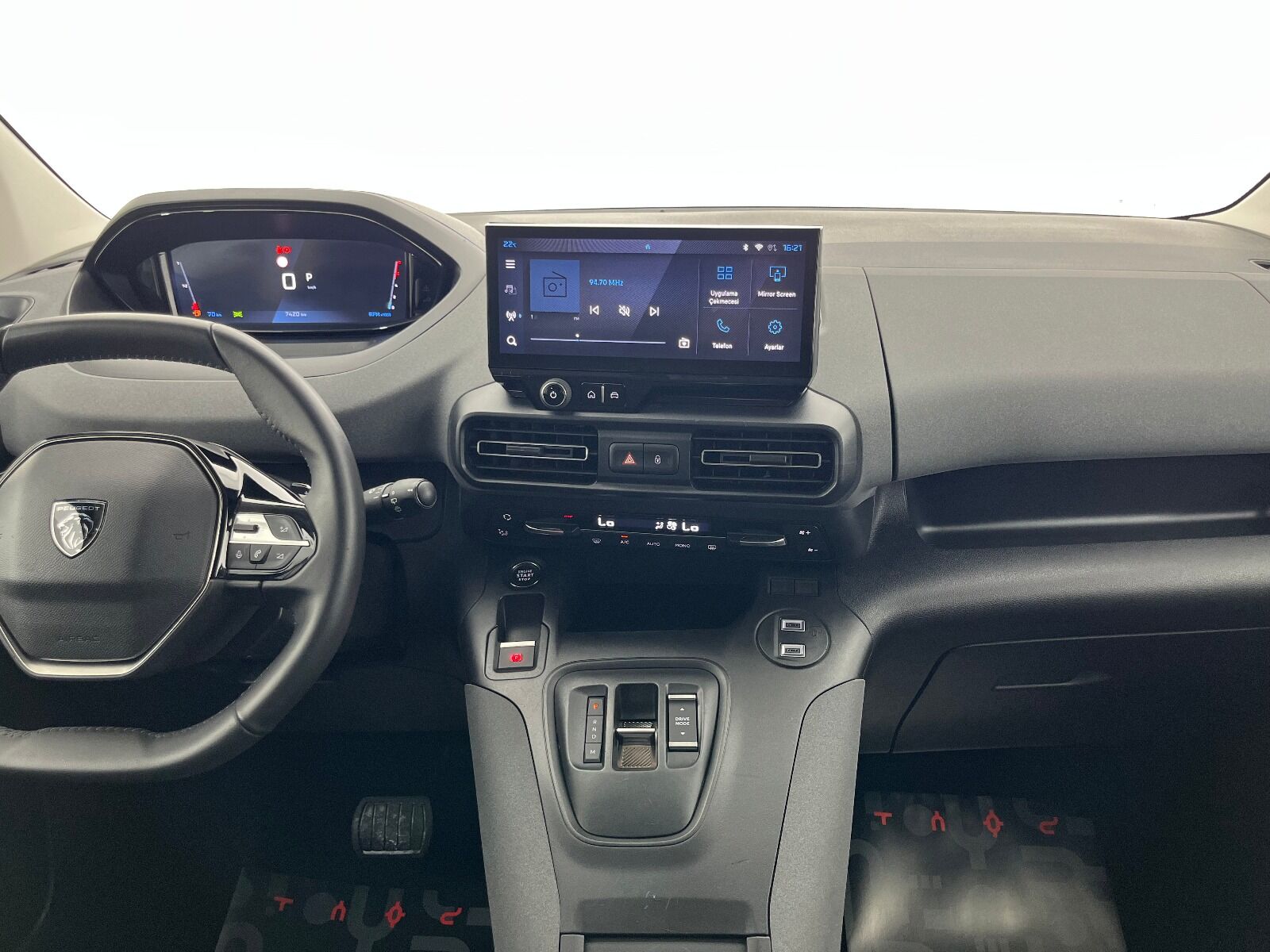 Peugeot Rifter 1.5 BlueHDI Allure EAT8 - 2025 - Detay