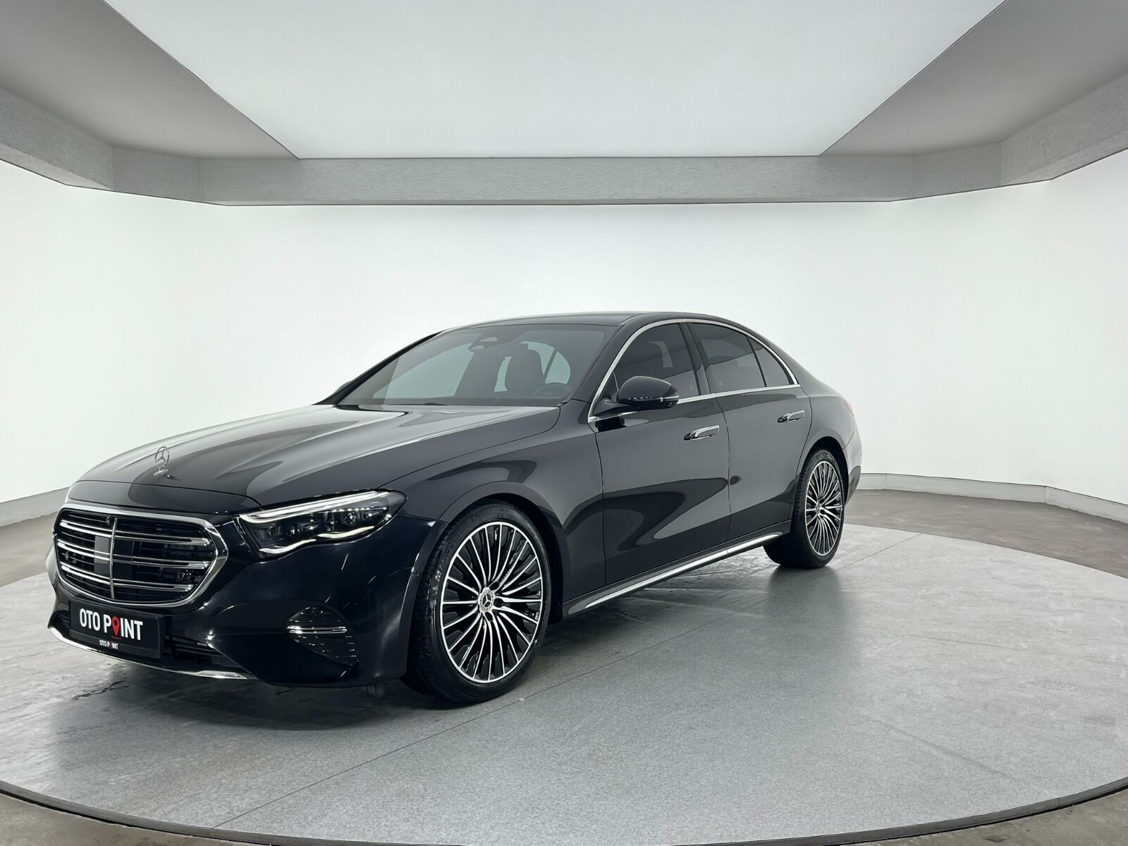 Mercedes-Benz E Sedan 220d 4Matic Edition1 Exclusive 9G-Tronic - 2023 - Detay