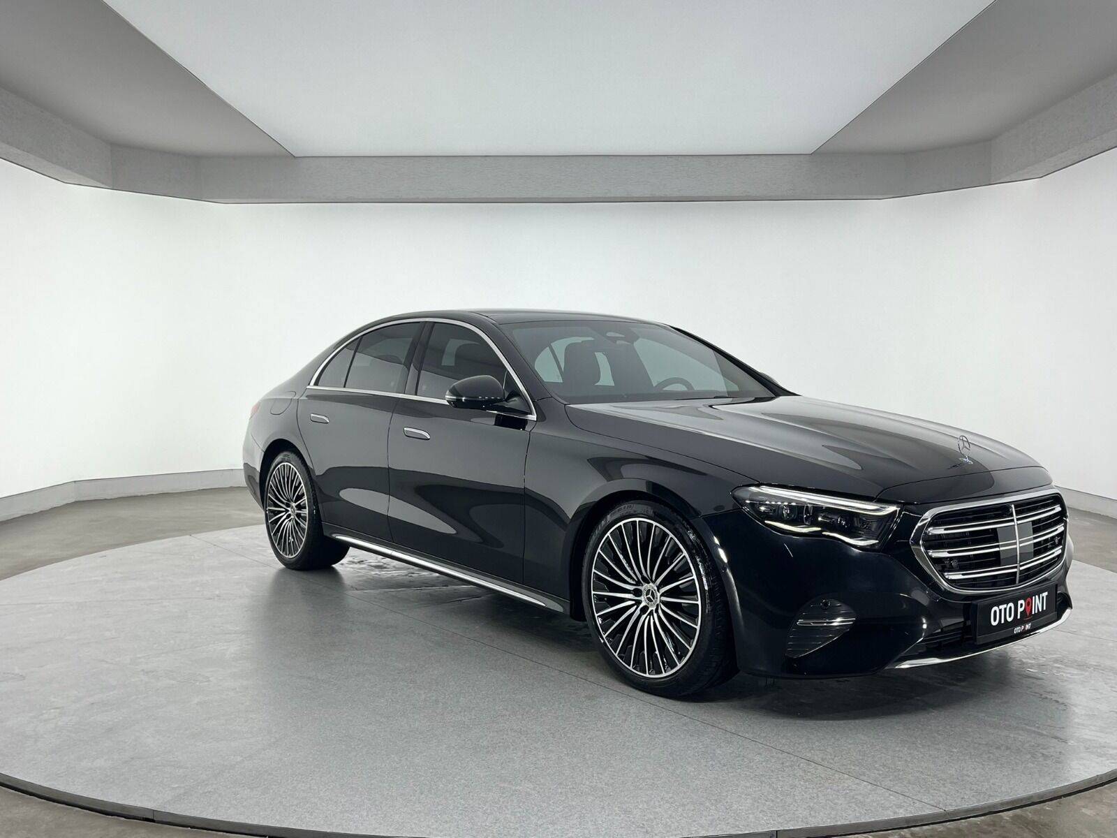 Mercedes-Benz E Sedan 220d 4Matic Edition1 Exclusive 9G-Tronic - 2023 - Detay