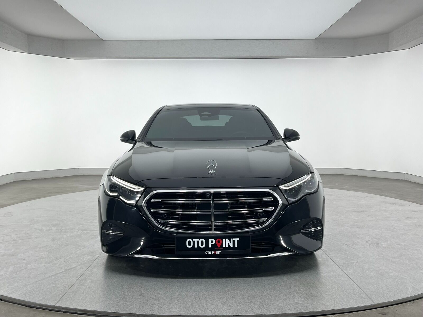 Mercedes-Benz E Sedan 220d 4Matic Edition1 Exclusive 9G-Tronic - 2023