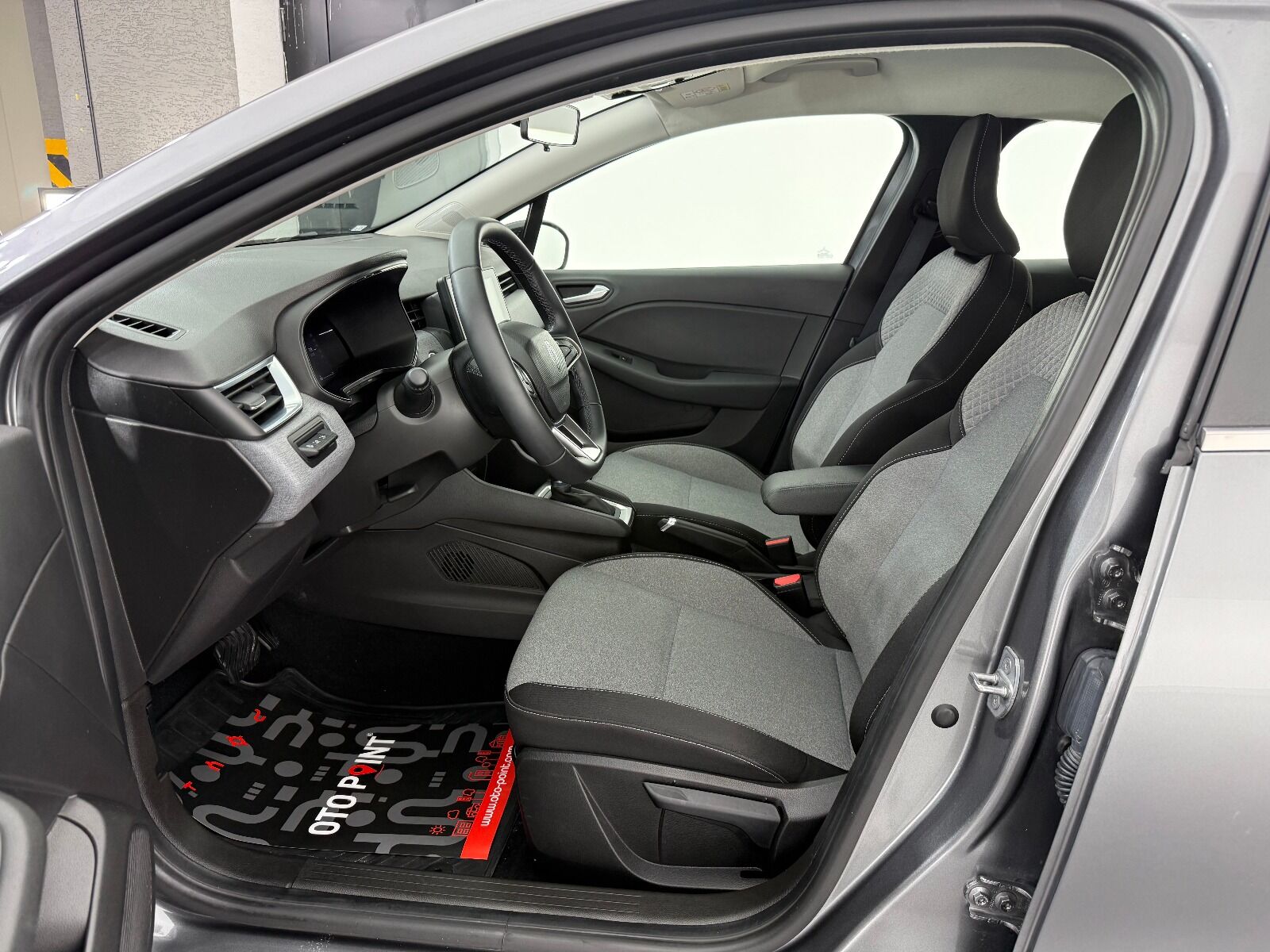 Renault Clio 1.0 TCE Evolution X-Tronic - 2025 - Detay
