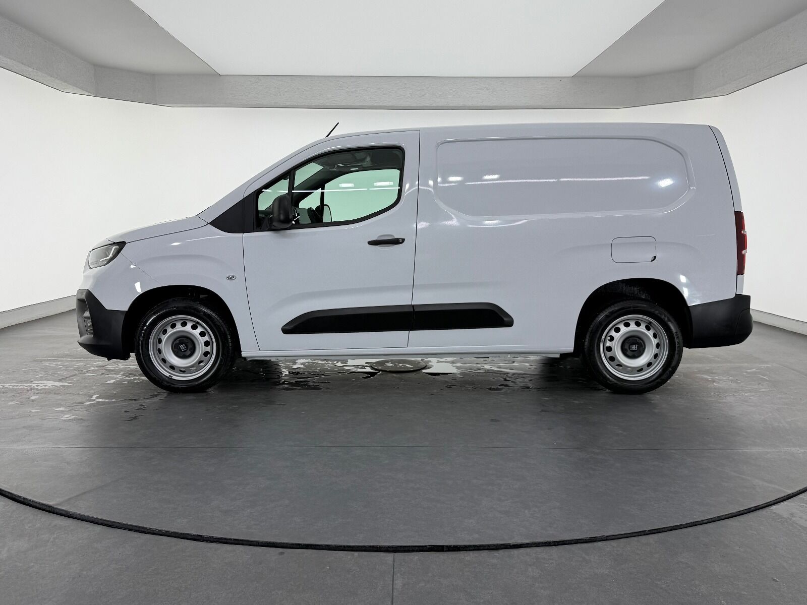 Fiat Doblo Cargo 1.5 BlueHDİ Maxi - 2024 - Detay