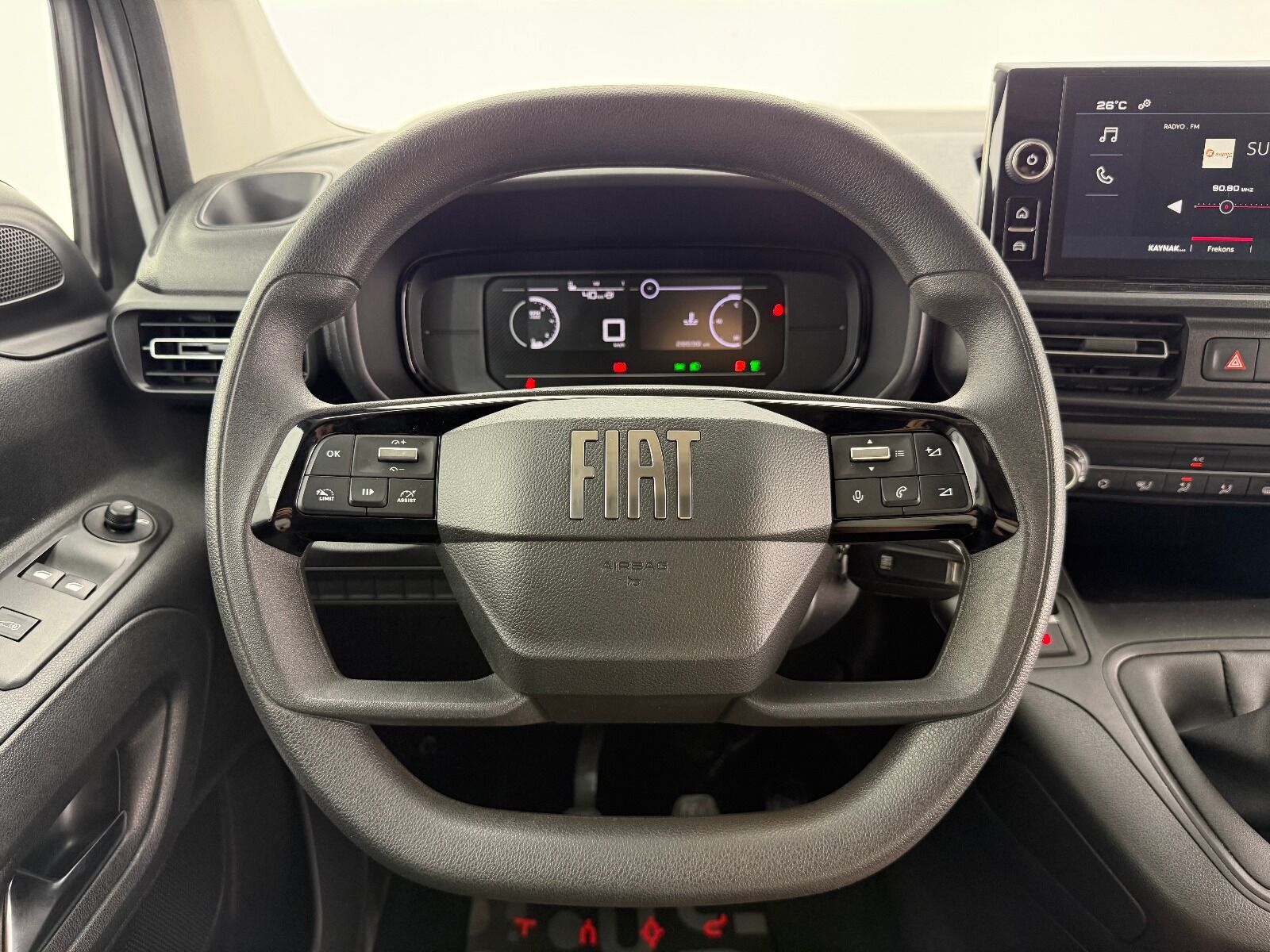 Fiat Doblo Cargo 1.5 BlueHDİ Maxi - 2024 - Detay