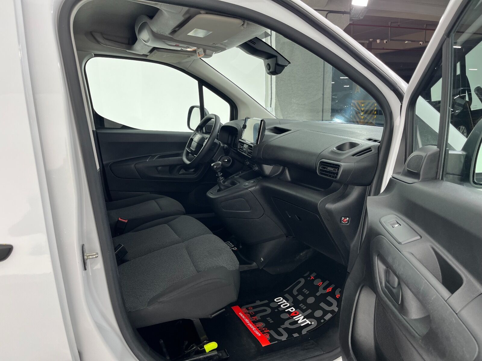 Fiat Doblo Cargo 1.5 BlueHDİ Maxi - 2024 - Detay