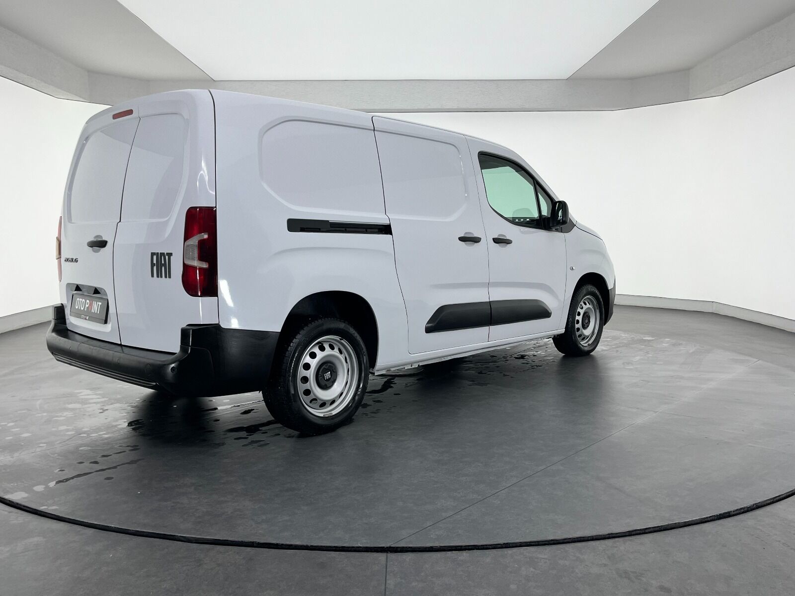 Fiat Doblo Cargo 1.5 BlueHDİ Maxi - 2024 - Detay
