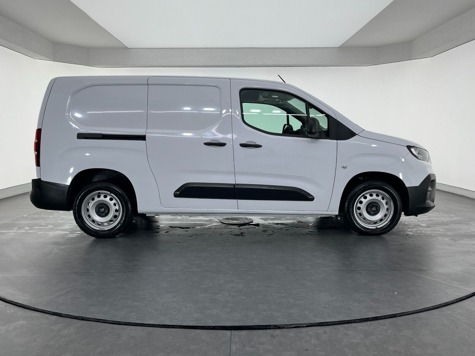 Fiat Doblo Cargo 1.5 BlueHDİ Maxi - 2024 - Detay