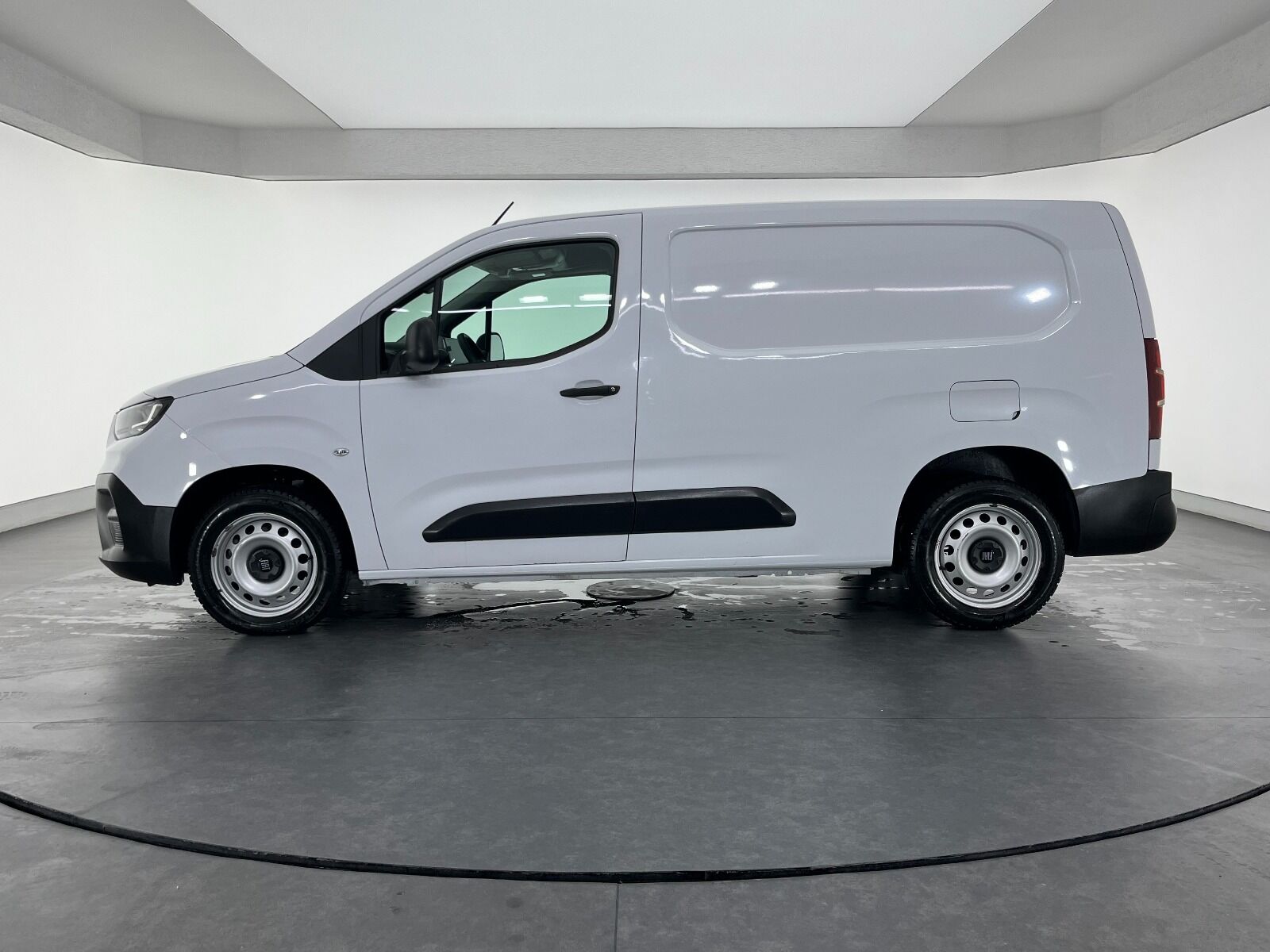 Fiat Doblo Cargo 1.5 BlueHDİ Maxi - 2024 - Detay
