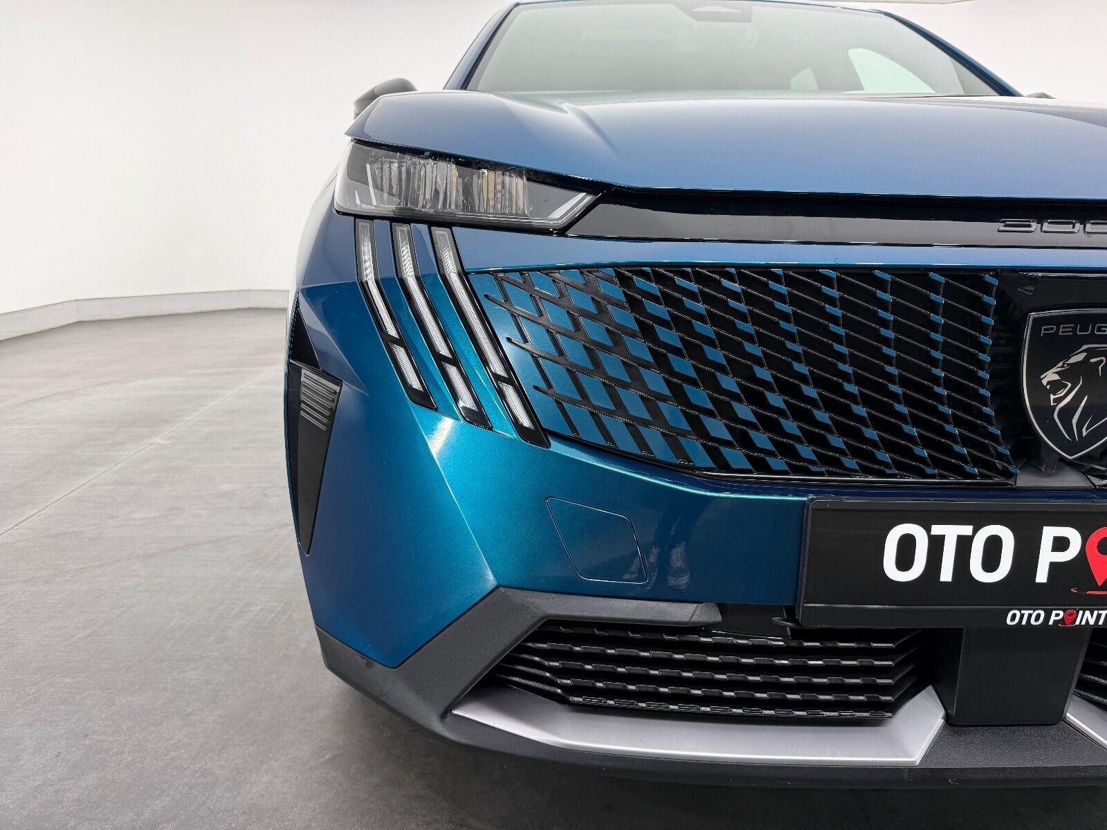 Peugeot 3008 1.2 Hybrid Allure e-DCS6 - 2025 - Detay