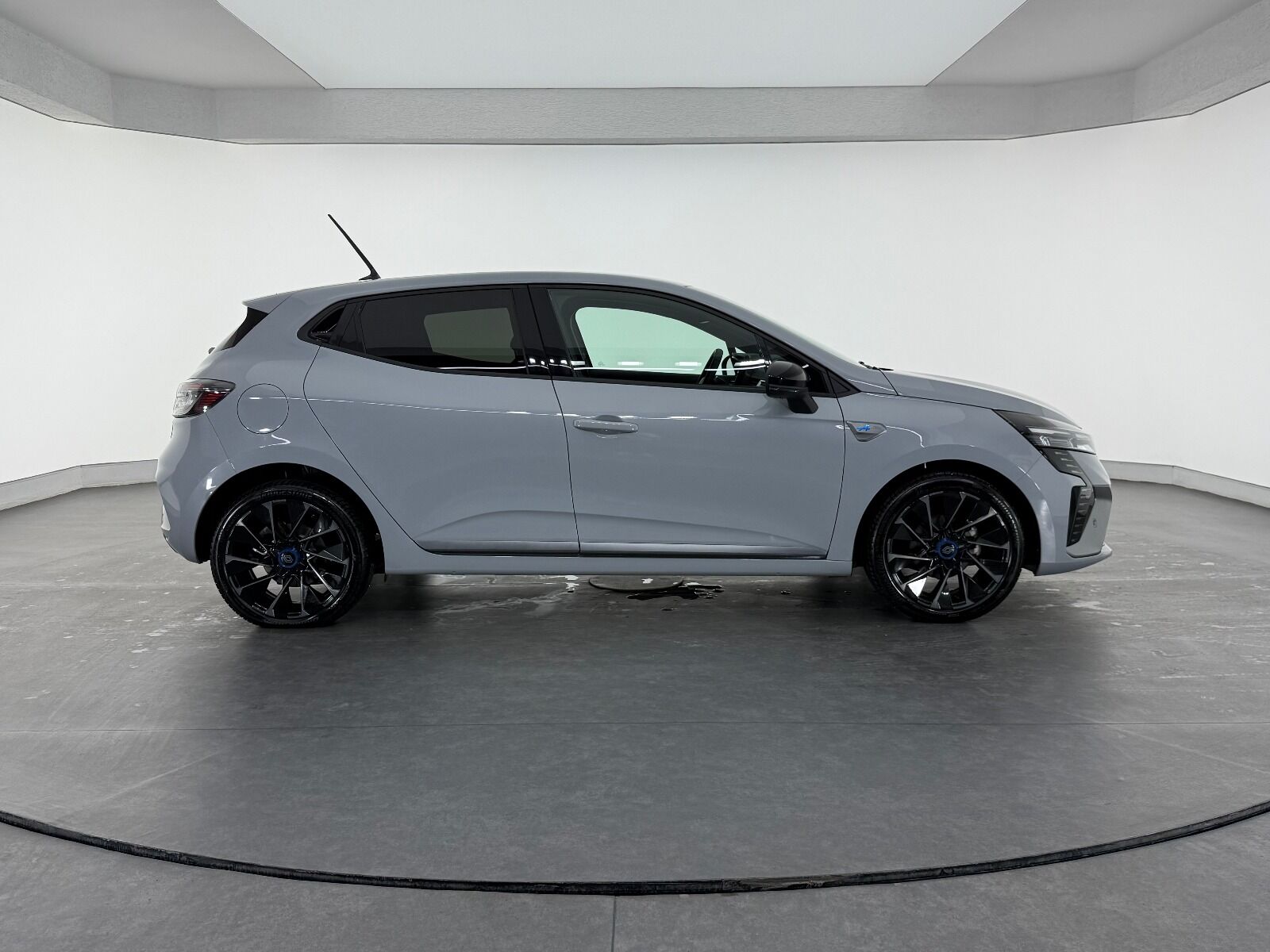 Renault Clio 1.0 TCE Techno Esprit Alpine X-Tronic - 2025 - Detay
