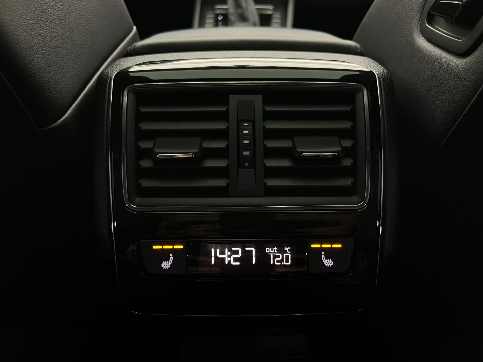 Skoda Superb Sedan 1.5 TSI ACT Prestige DSG - 2023 - Detay