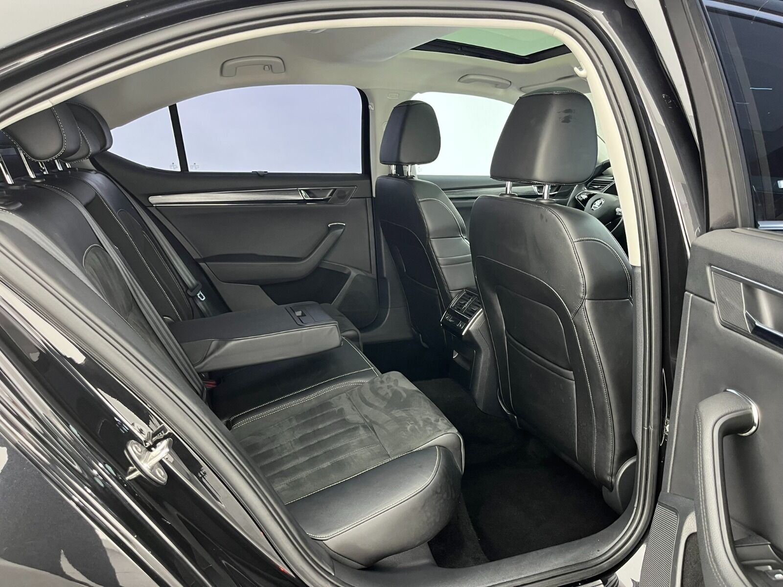 Skoda Superb Sedan 1.5 TSI ACT Prestige DSG - 2023 - Detay