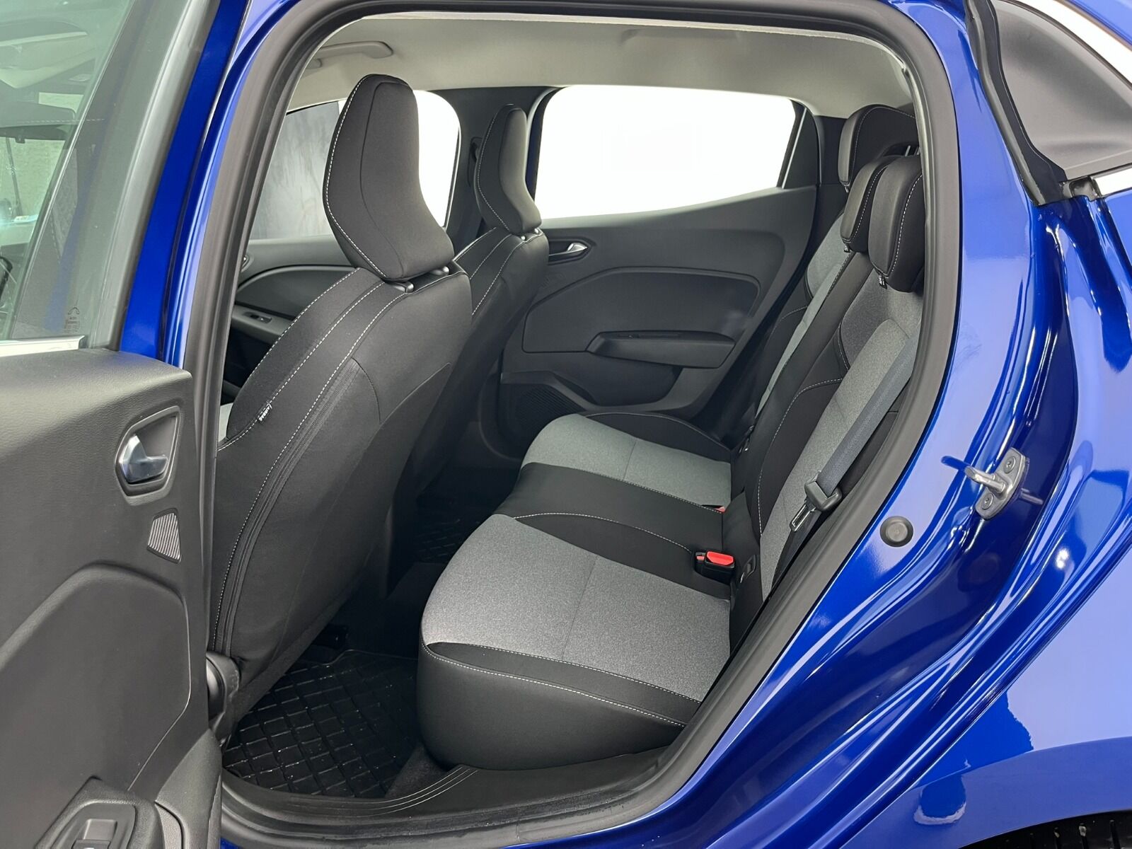 Renault Clio 1.0 TCE Evolution X-Tronic - 2025 - Detay