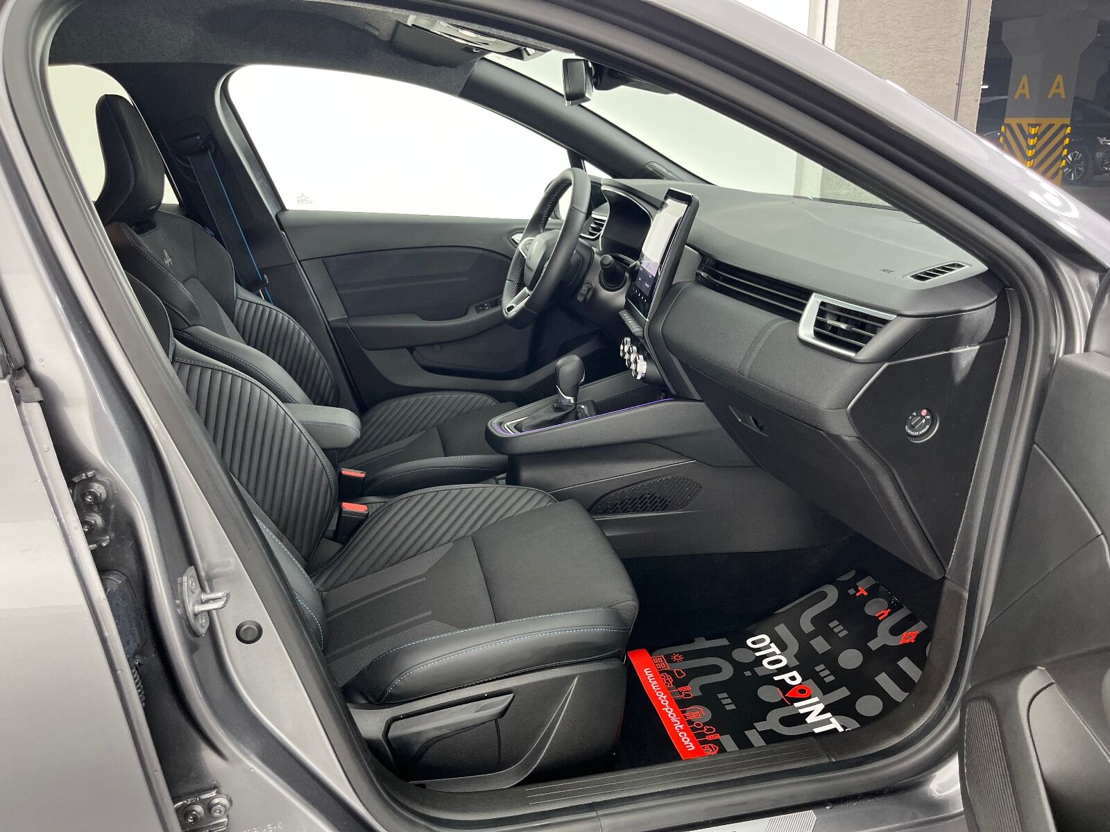Renault Clio 1.0 TCE Techno Esprit Alpine X-Tronic - 2025 - Detay