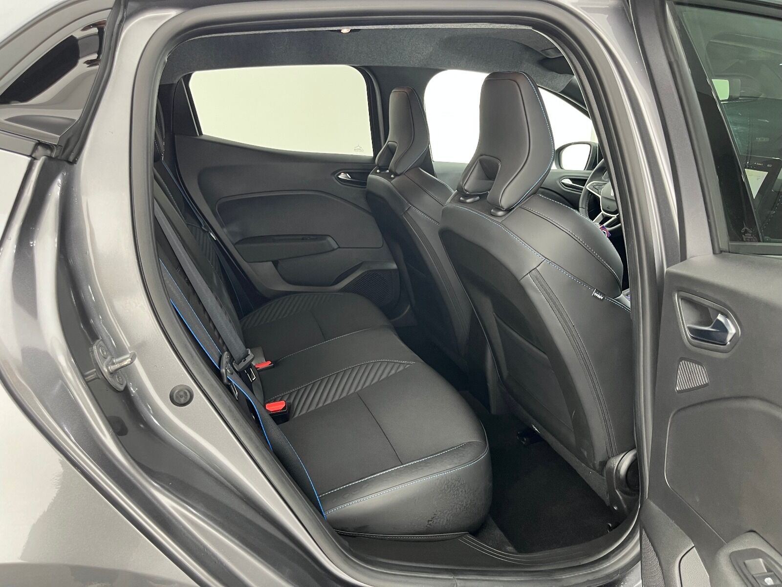 Renault Clio 1.0 TCE Techno Esprit Alpine X-Tronic - 2025 - Detay