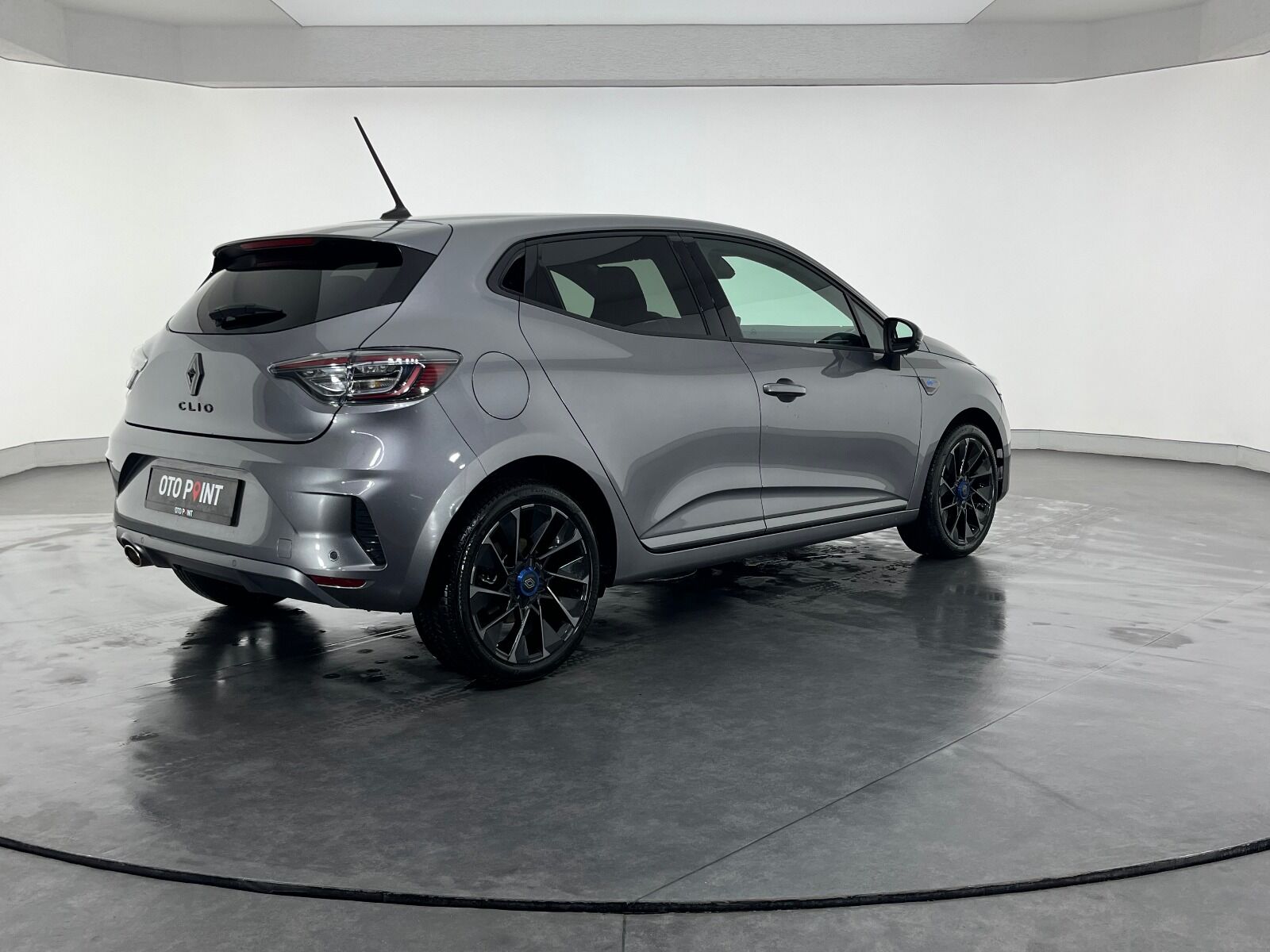 Renault Clio 1.0 TCE Techno Esprit Alpine X-Tronic - 2025 - Detay