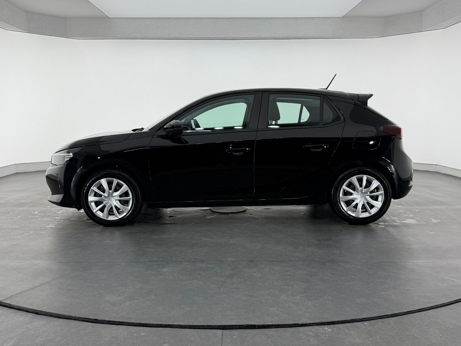 Opel Corsa 1.2 T Edition AT8 - 2025 - Detay