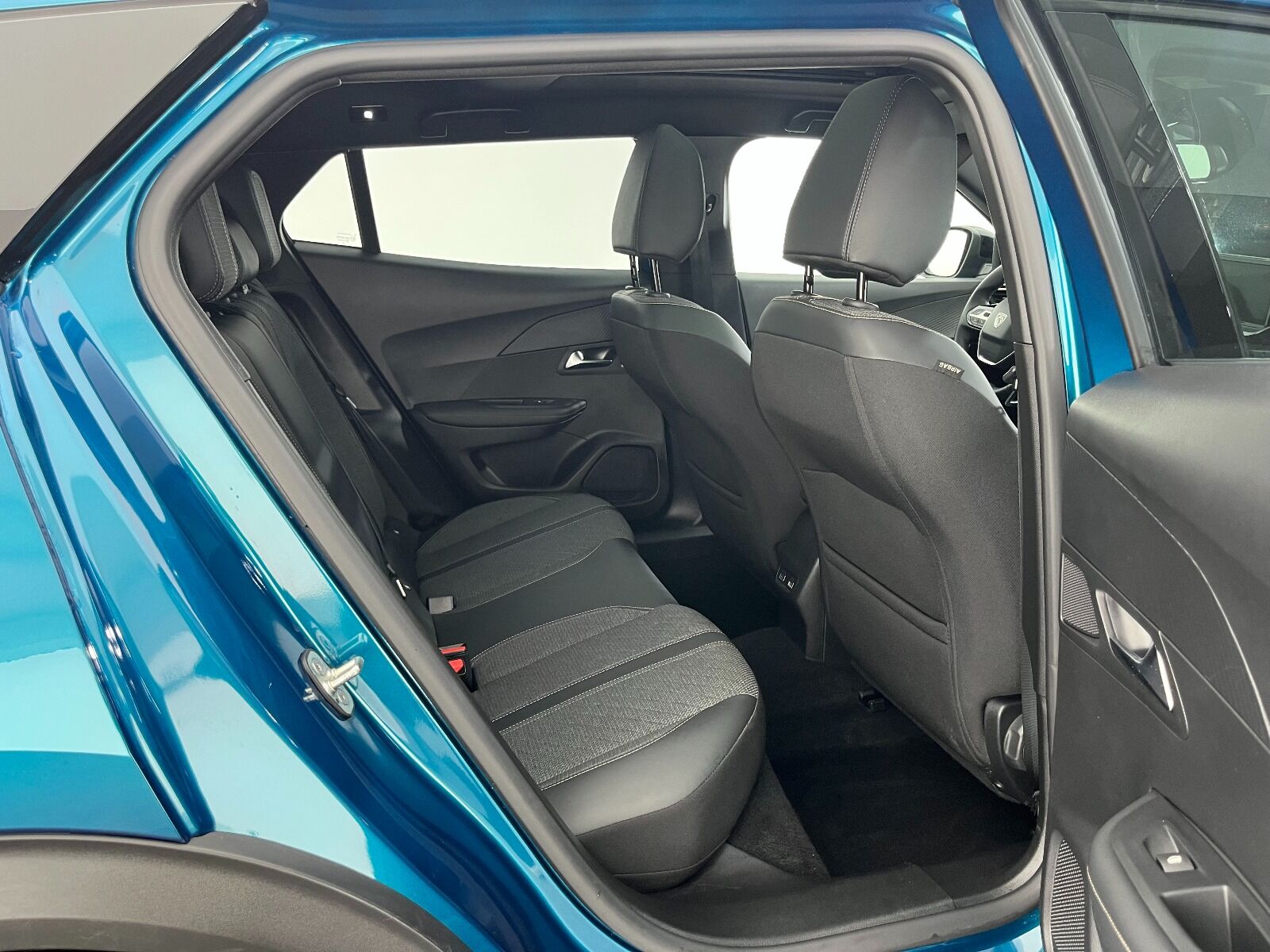 Peugeot 2008 1.2 Puretech Allure EAT8 - 2025 - Detay