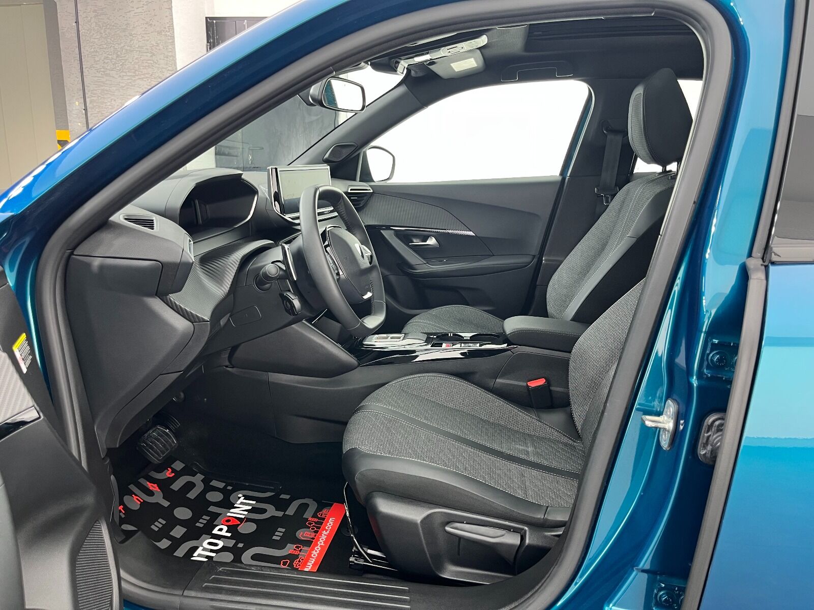 Peugeot 2008 1.2 Puretech Allure EAT8 - 2025 - Detay