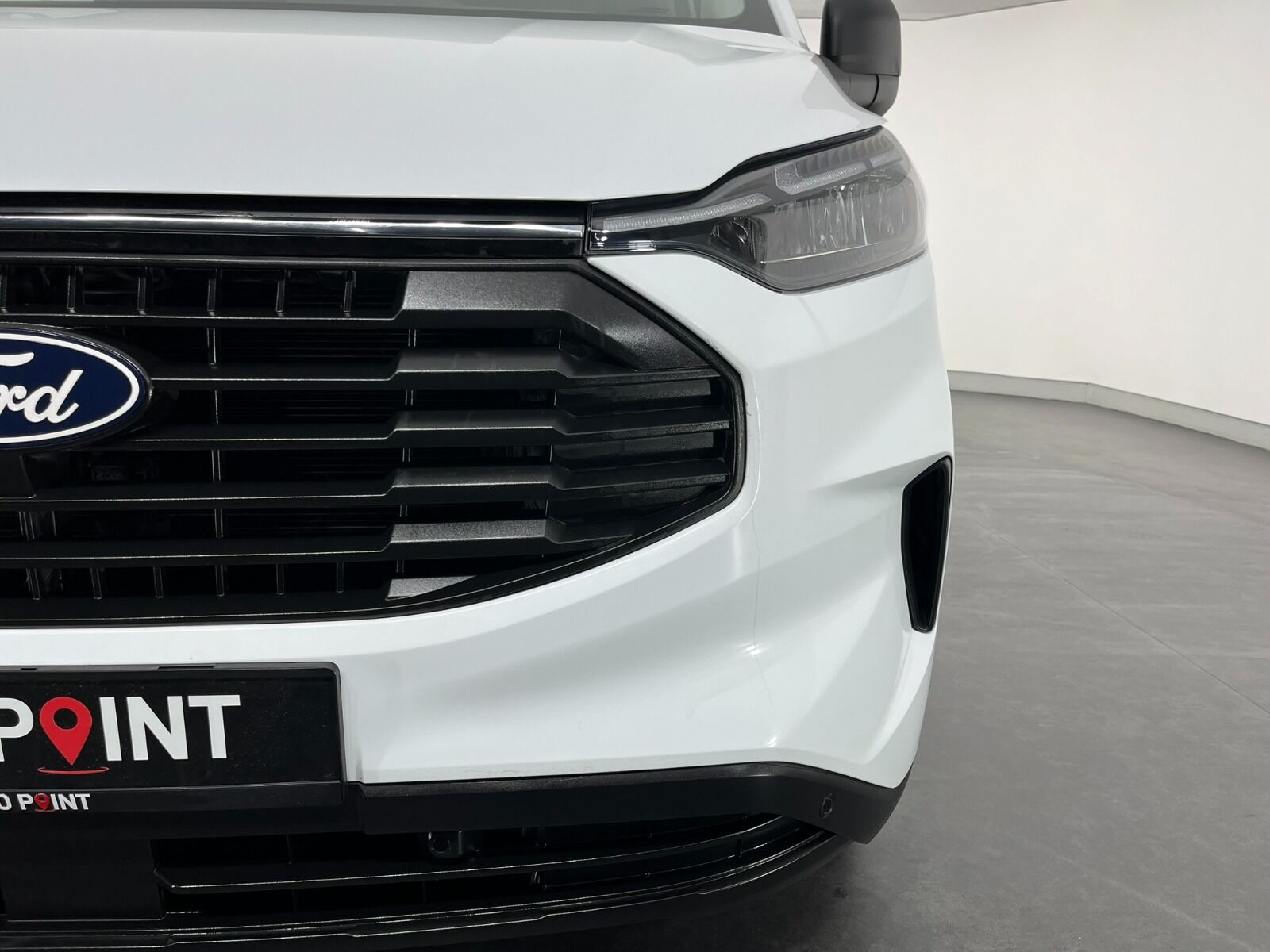 Ford Transit Custom 2.0 EcoBlue UPG 320 S Deluxe - 2024 - Detay