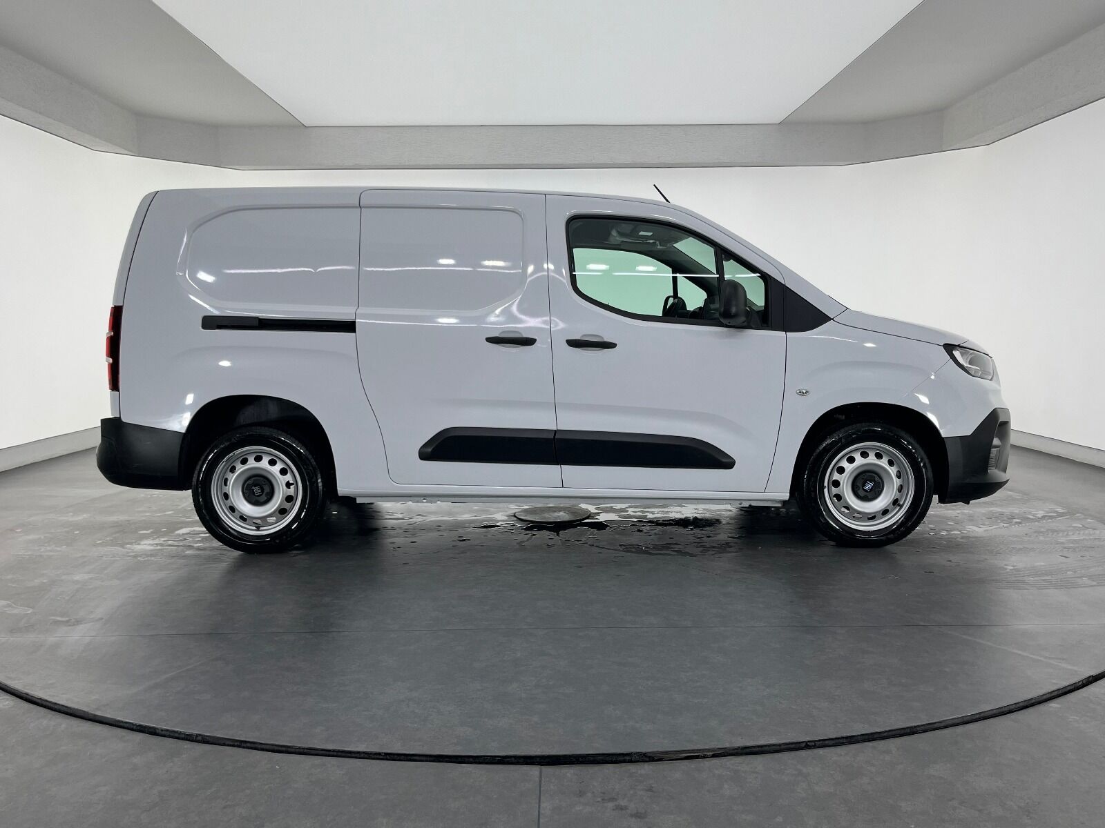 Fiat Doblo Cargo 1.5 BlueHDİ Maxi - 2025 - Detay
