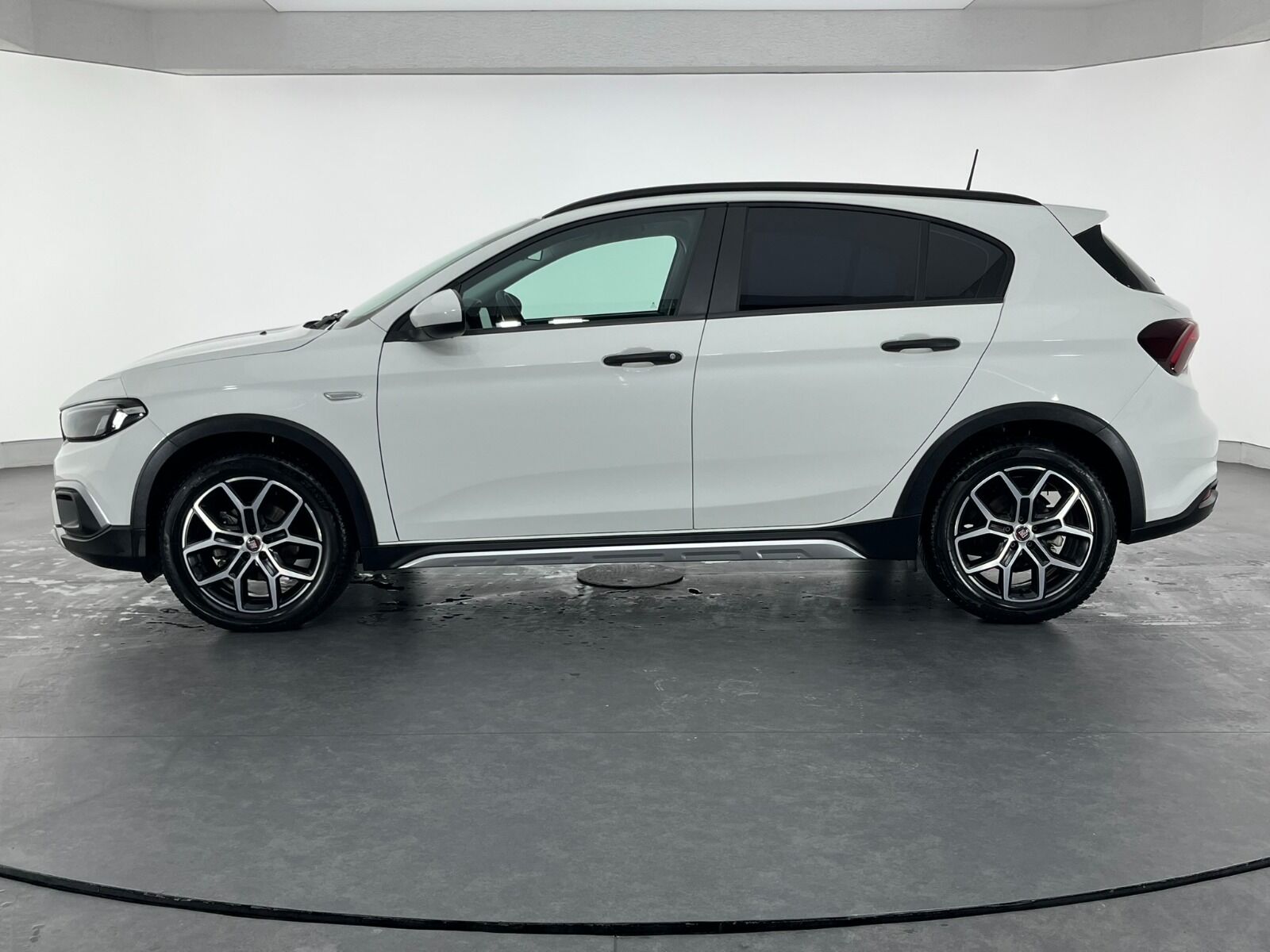 Fiat Egea Cross 1.6 MultiJet Urban GSR Traction+ DCT - 2024 - Detay