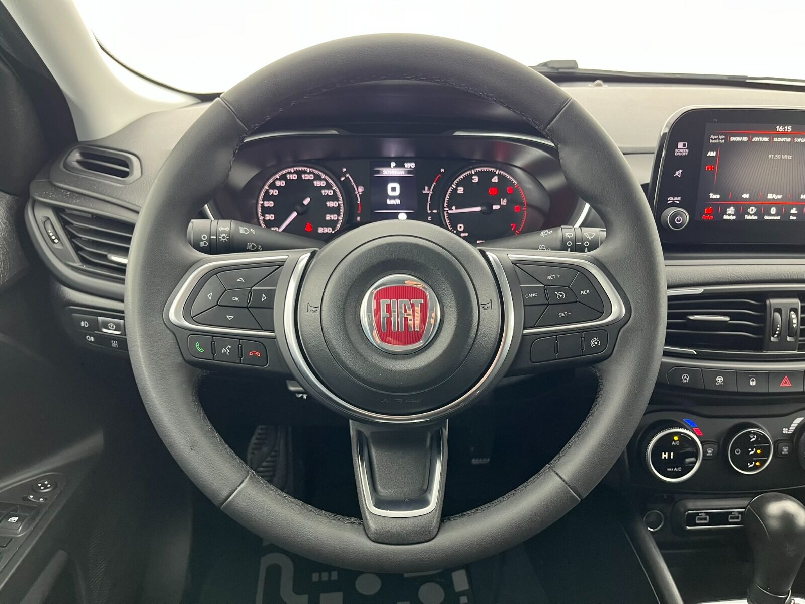 Fiat Egea Cross 1.6 MultiJet Urban GSR Traction+ DCT - 2024 - Detay