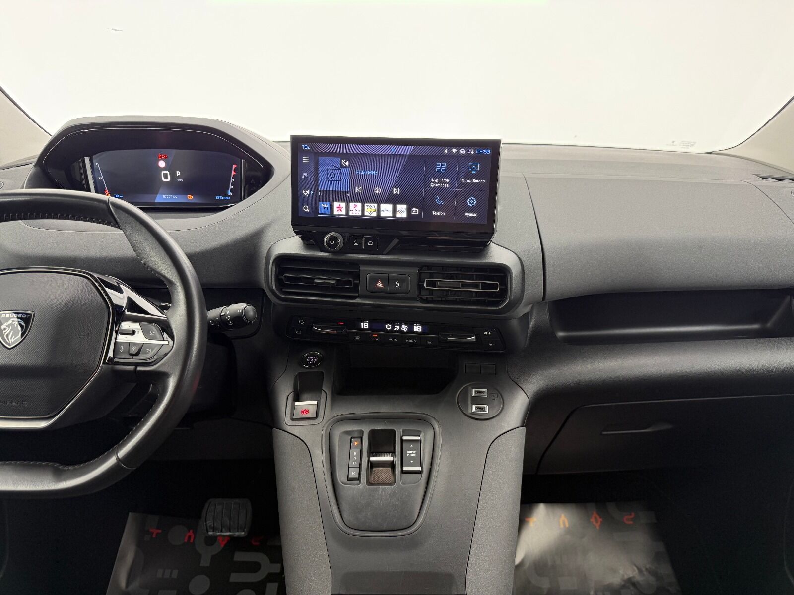 Peugeot Rifter 1.5 BlueHDI Allure EAT8 - 2026 - Detay