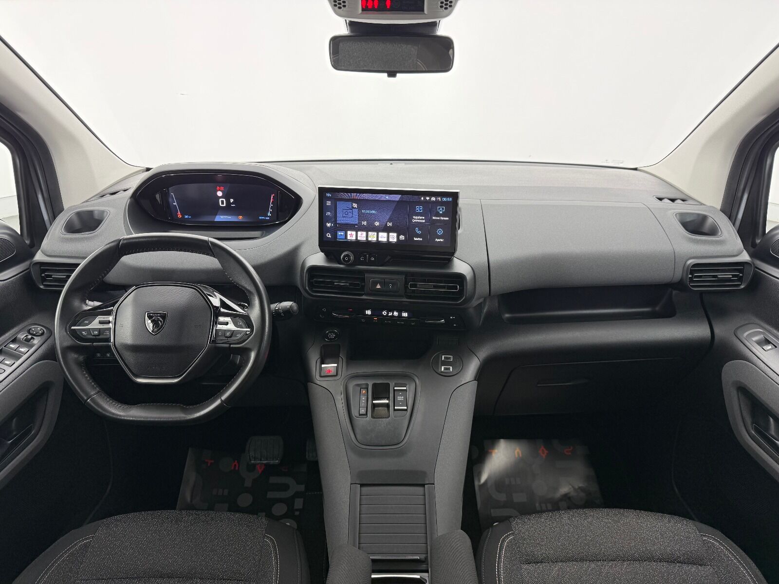 Peugeot Rifter 1.5 BlueHDI Allure EAT8 - 2026 - Detay