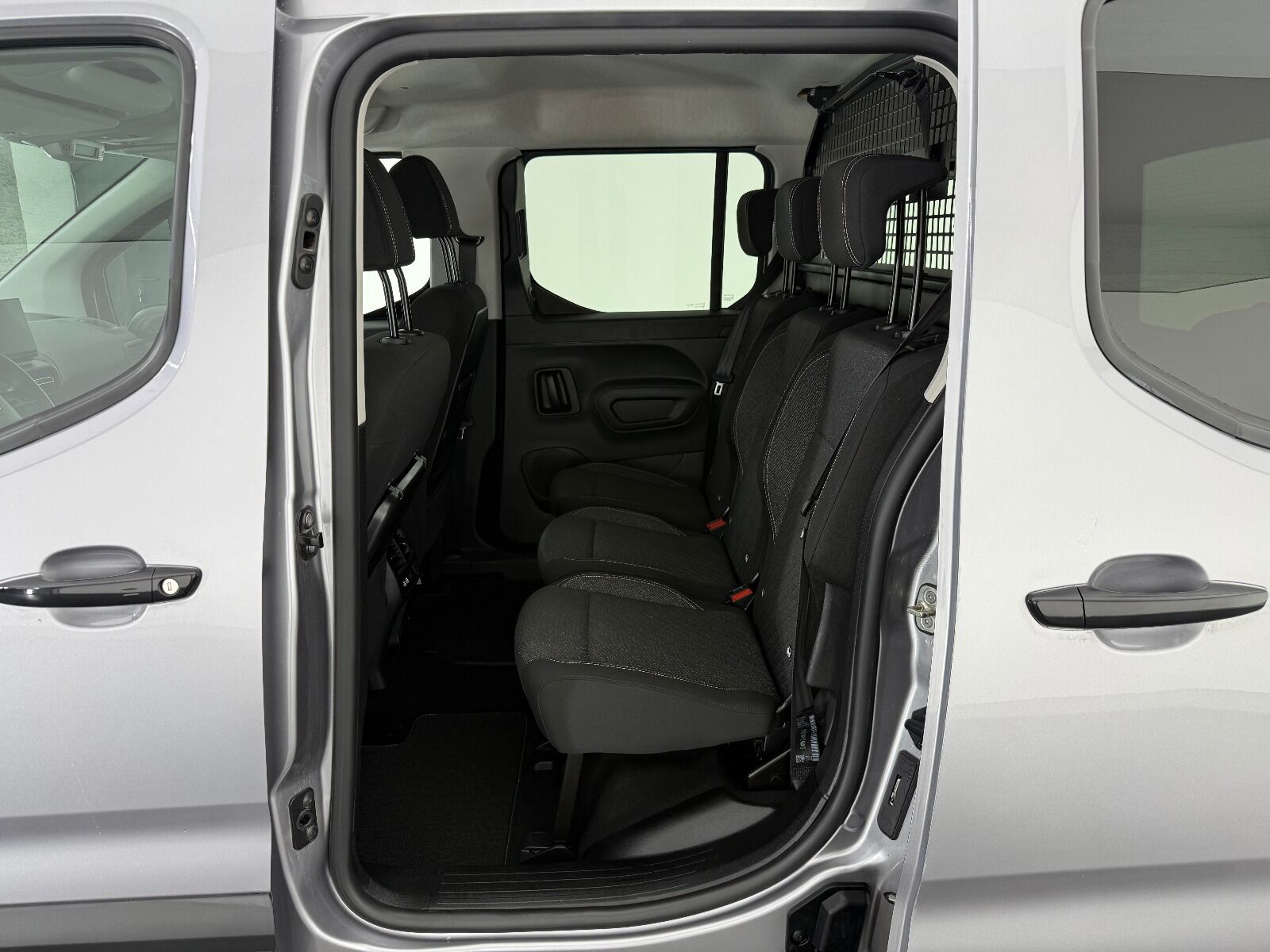 Peugeot Rifter 1.5 BlueHDI Allure EAT8 - 2026 - Detay