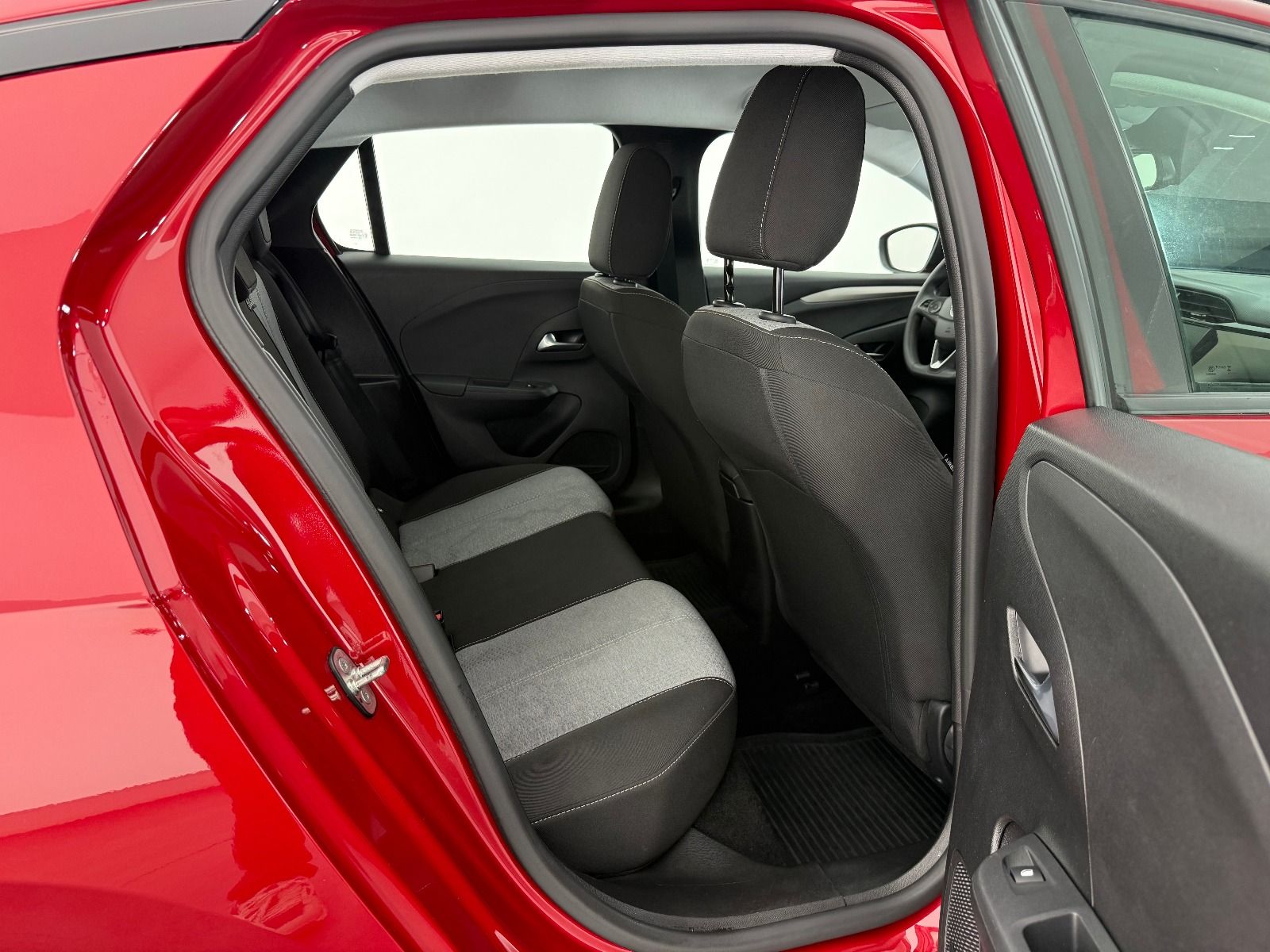 Opel Corsa 1.2 T Edition AT8 - 2025 - Detay