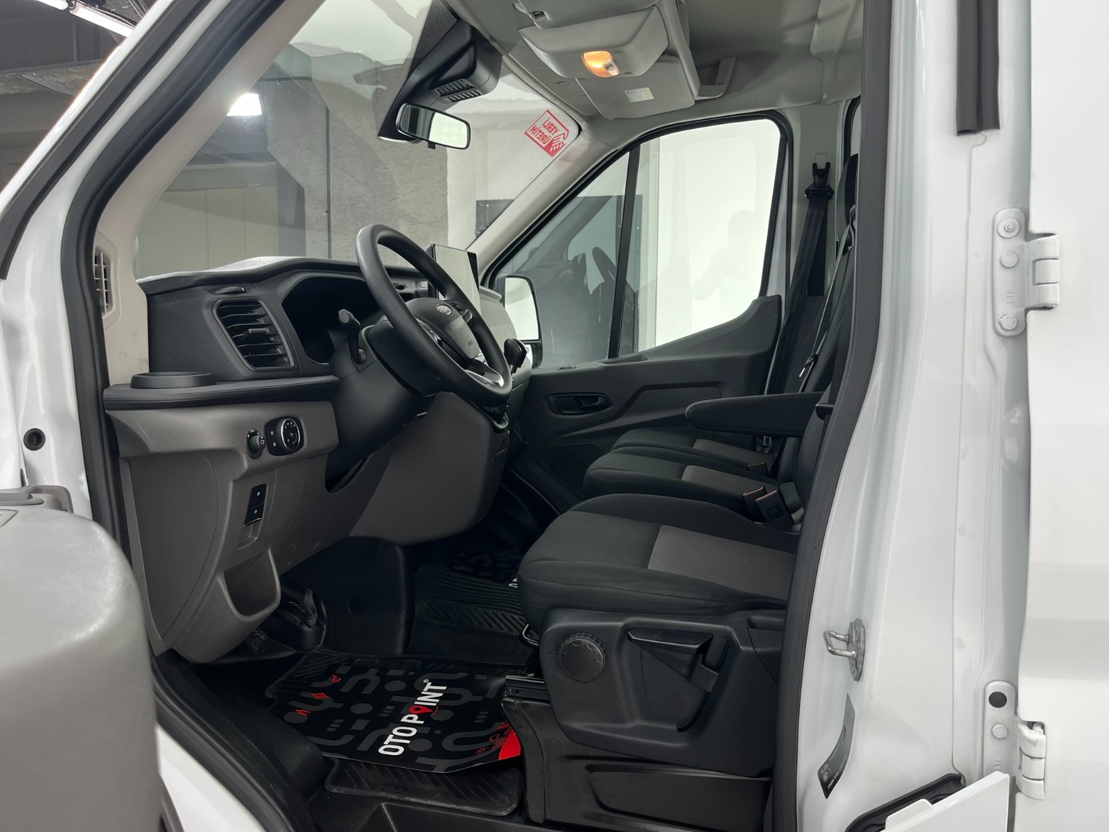 Ford Transit 350 M Çift Kabin - 2024 - Detay