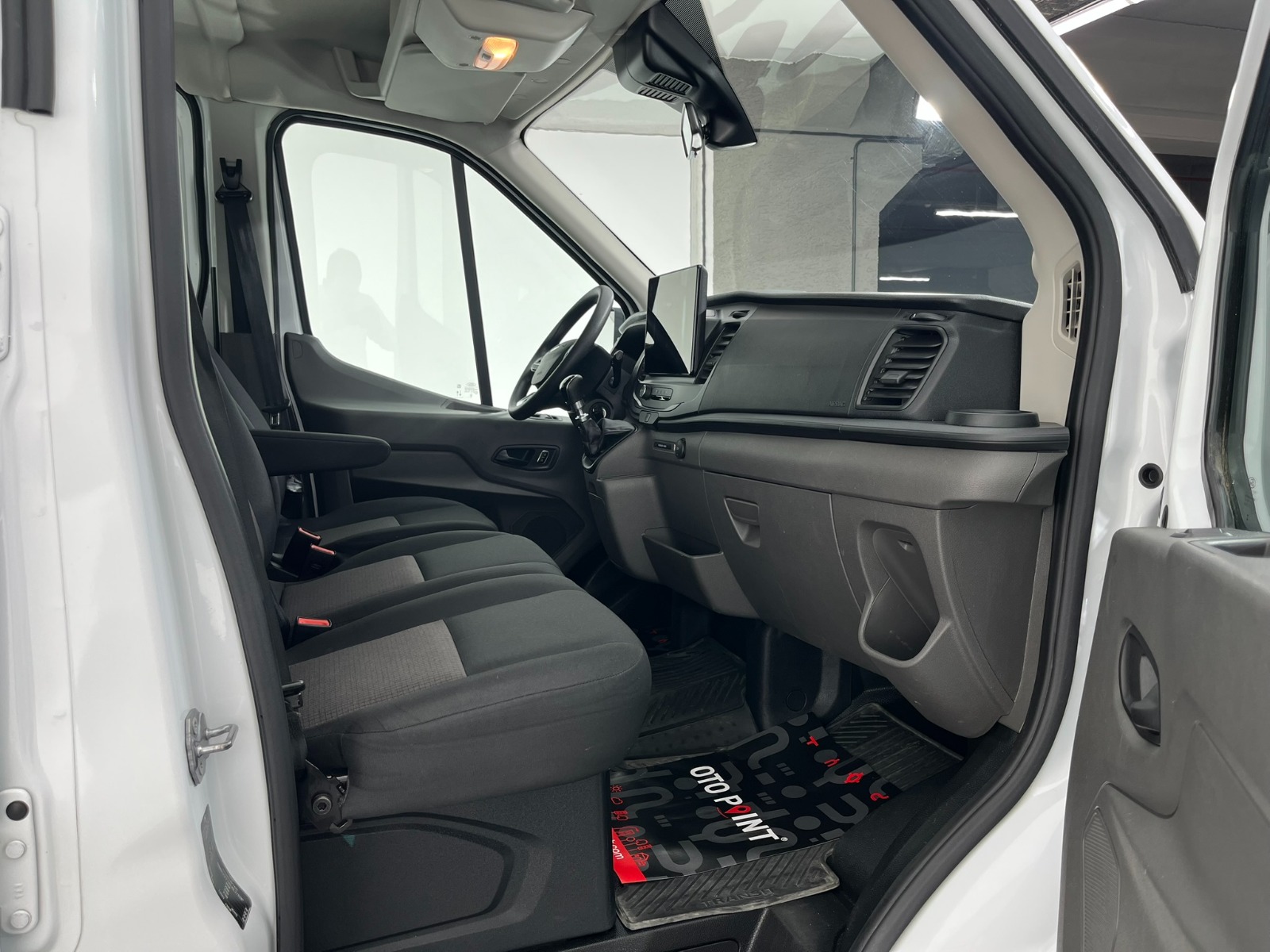 Ford Transit 350 M Çift Kabin - 2024 - Detay