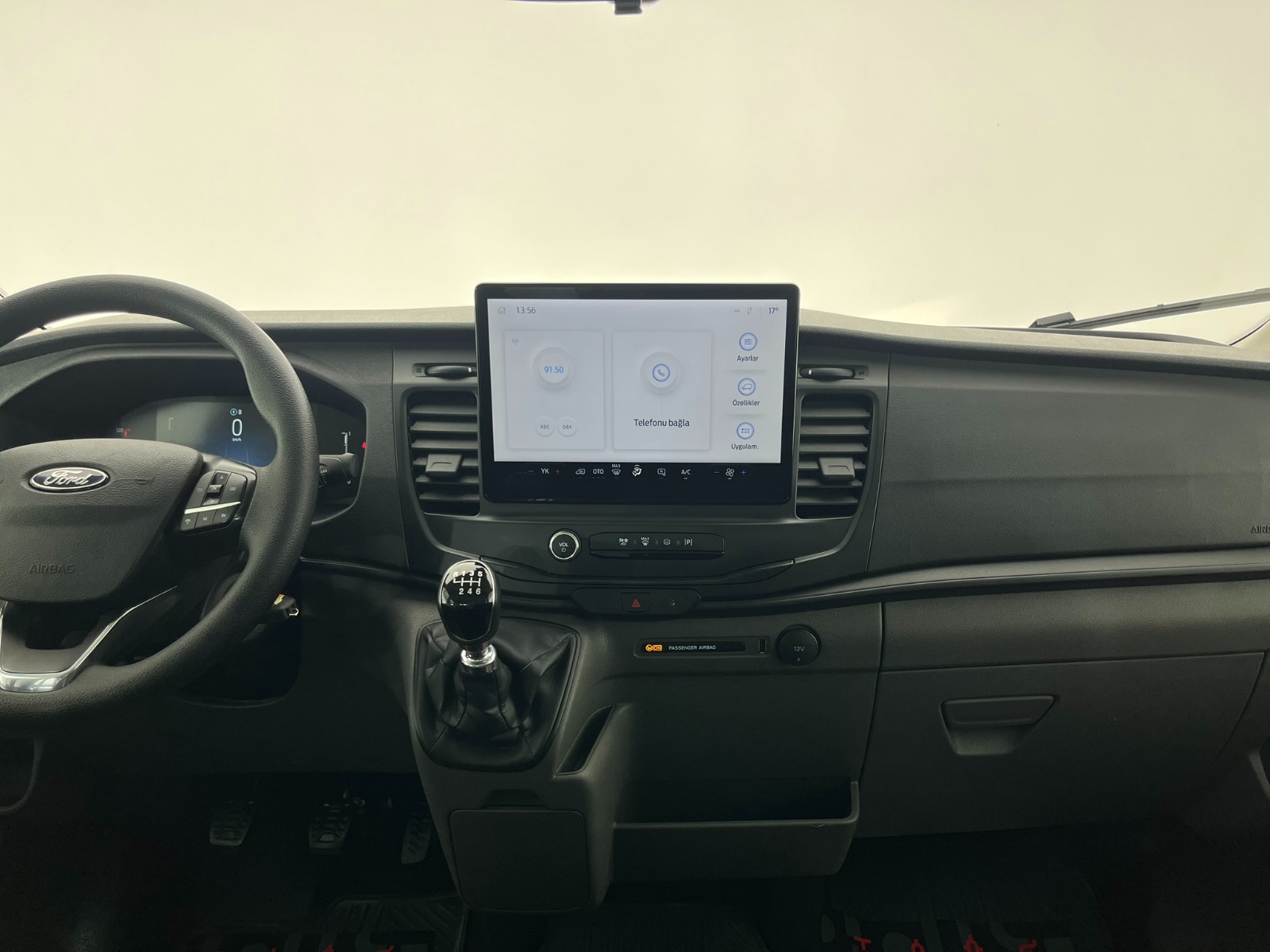 Ford Transit 350 M Çift Kabin - 2024 - Detay