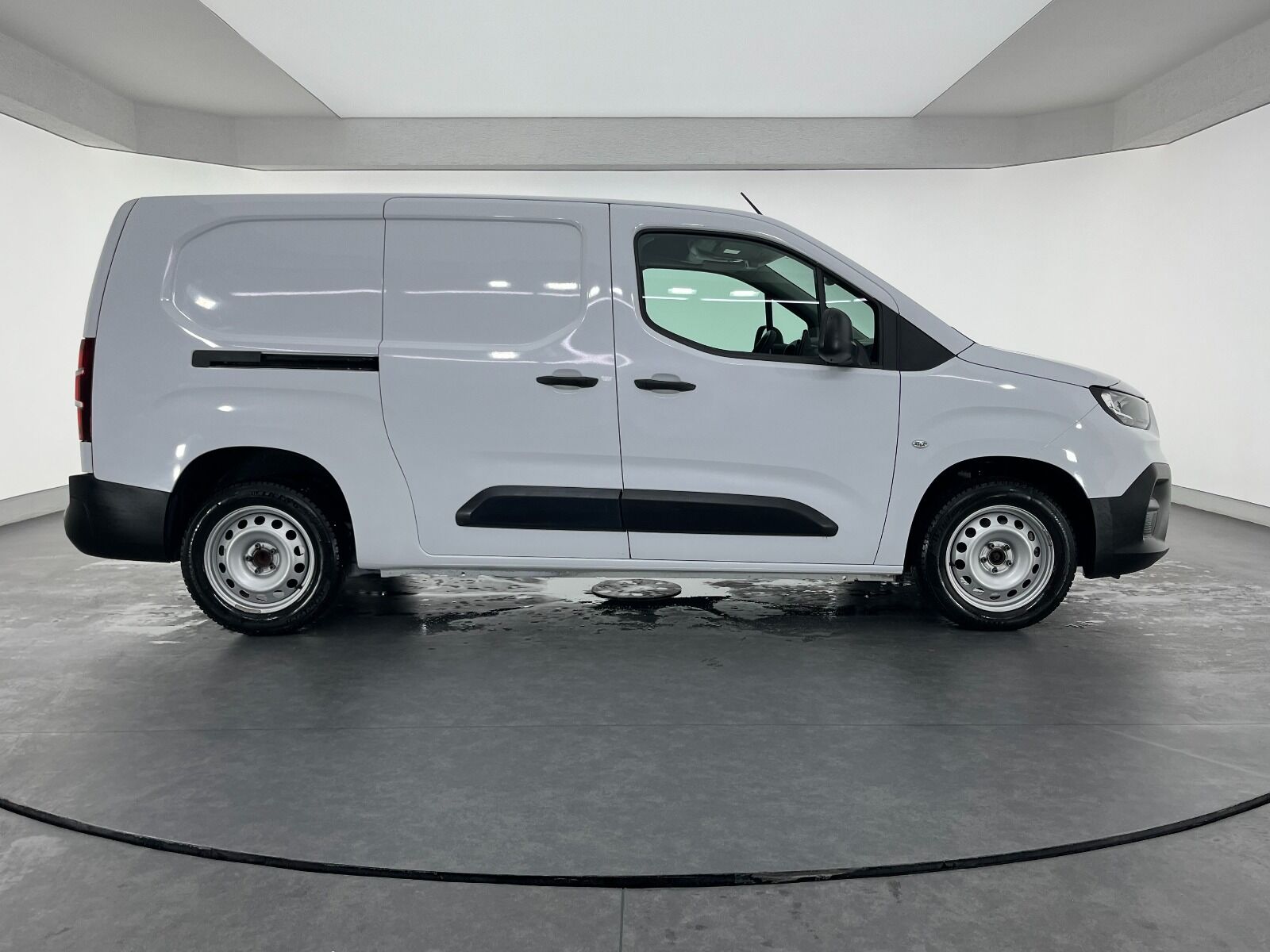 Fiat Doblo Cargo 1.5 BlueHDİ Maxi - 2024 - Detay