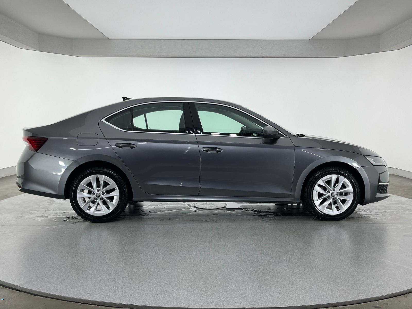 Skoda Octavia Sedan 1.5 TSI mHEV Premium DSG - 2025 - Detay