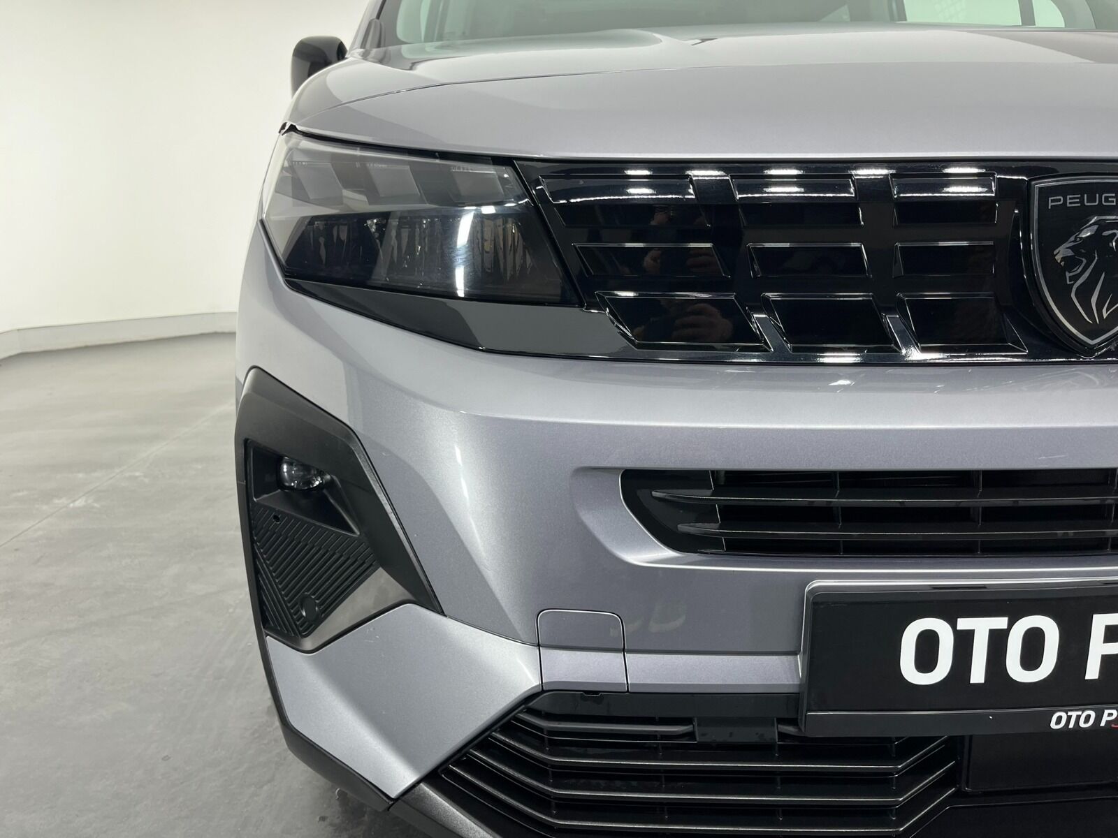 Peugeot Rifter Combi 1.5 BlueHDI Allure EAT8 - 2025 - Detay