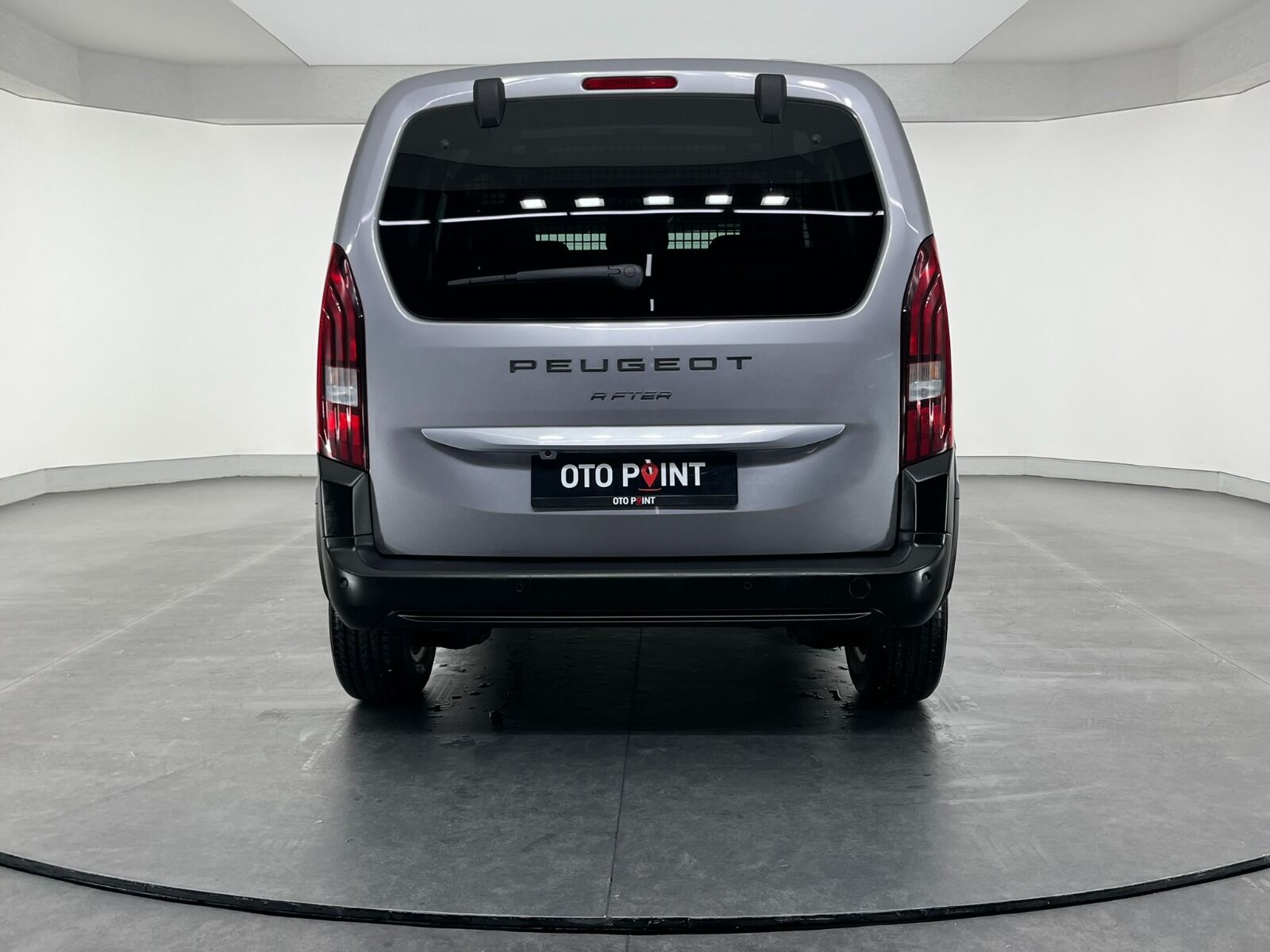 Peugeot Rifter Combi 1.5 BlueHDI Allure EAT8 - 2025 - Detay