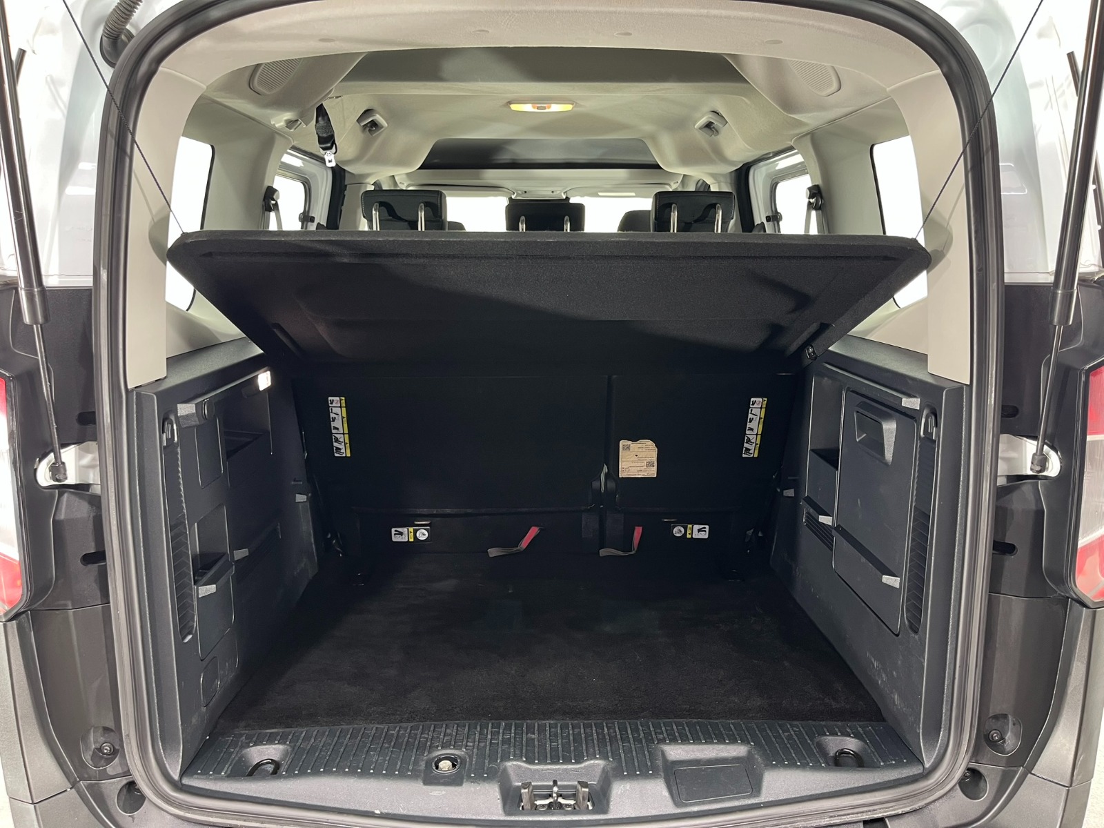 Ford Tourneo Courier Kombi 1.5 EcoBlue Deluxe - 2024 - Detay