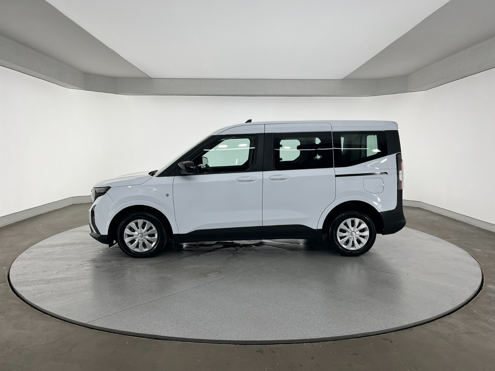 Ford Tourneo Courier Kombi 1.5 EcoBlue Deluxe - 2024 - Detay