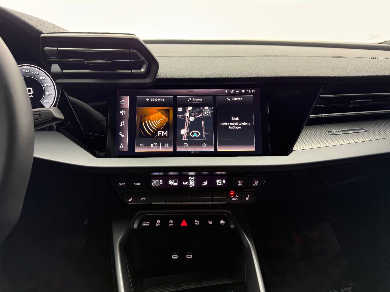 Audi A3 Sportback 35 TFSI Advanced - 2025 - Detay