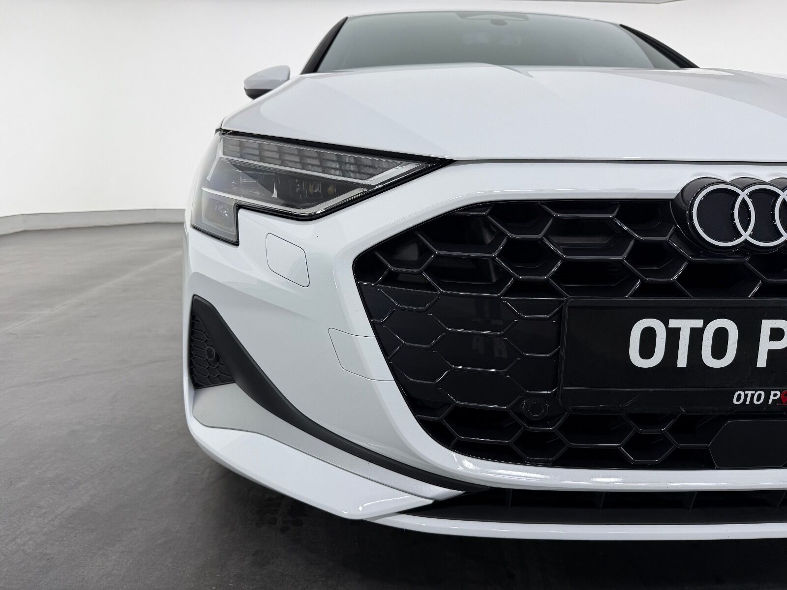 Audi A3 Sportback 35 TFSI Advanced - 2025 - Detay