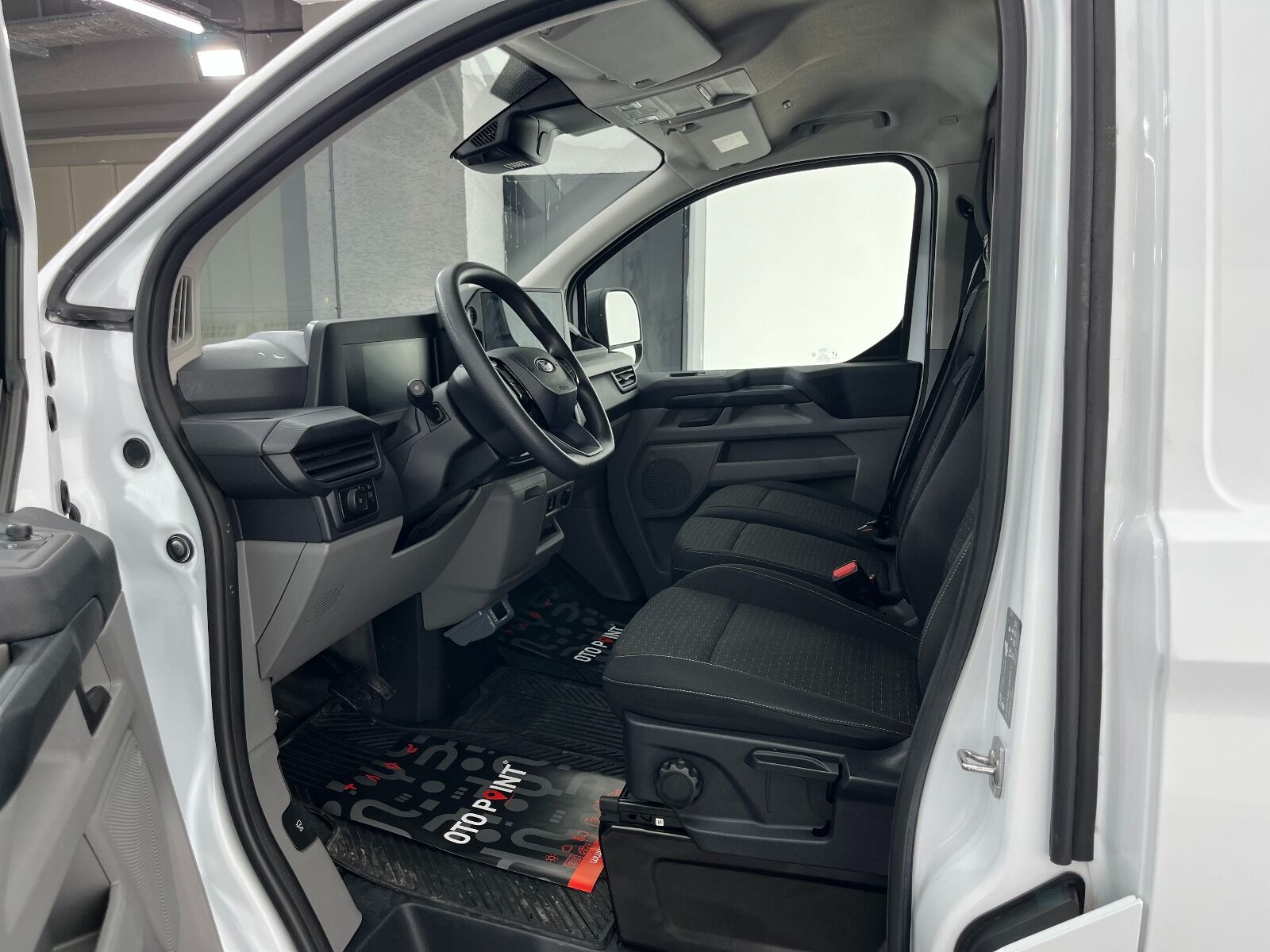 Ford Transit Custom Van 2.0 EcoBlue Upgrade 320 S Deluxe Otomatik - 2023 - Detay