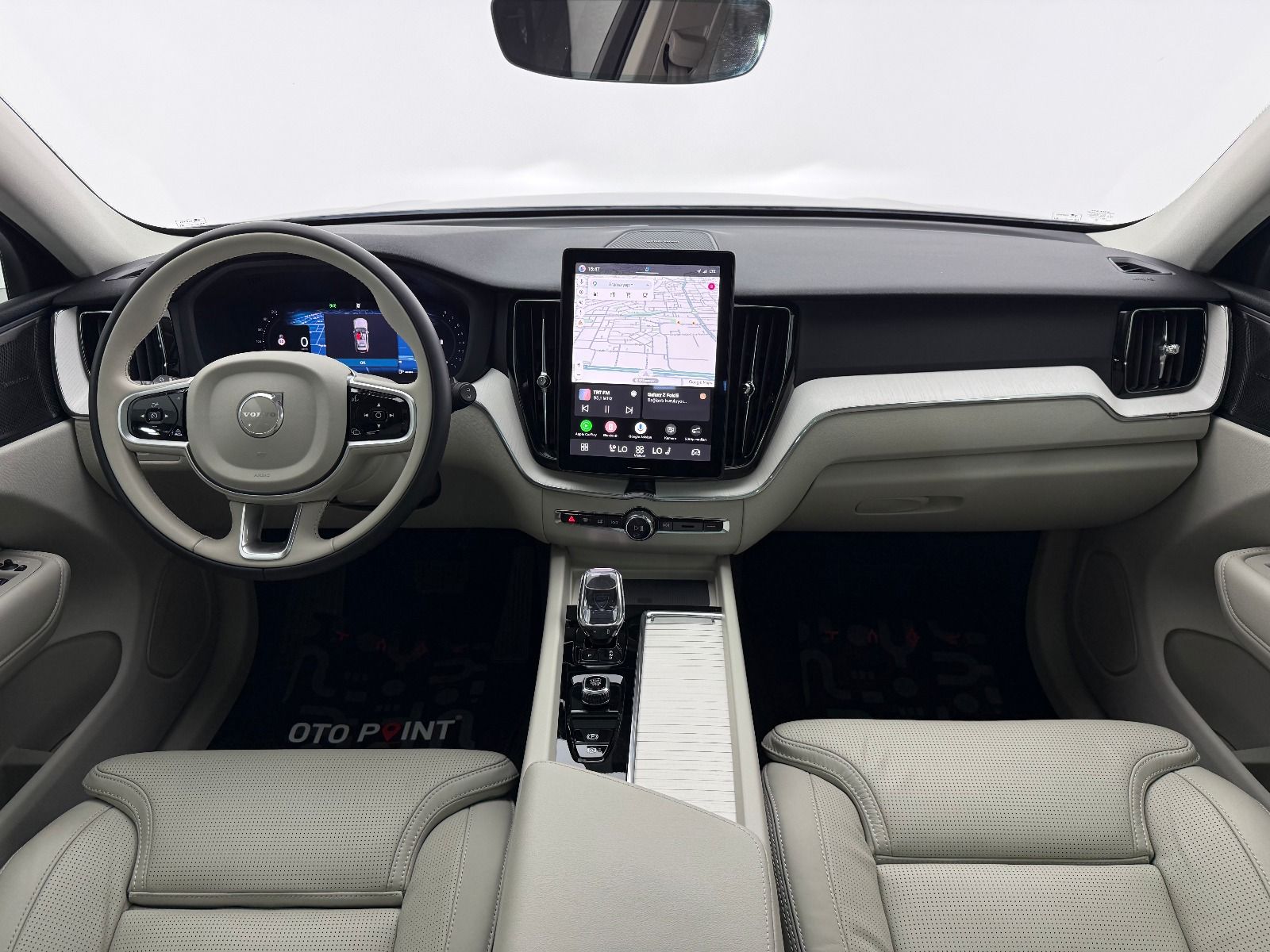 Volvo XC60 2.0 B5 MHEV Plus Dark AWD - 2026 - Detay