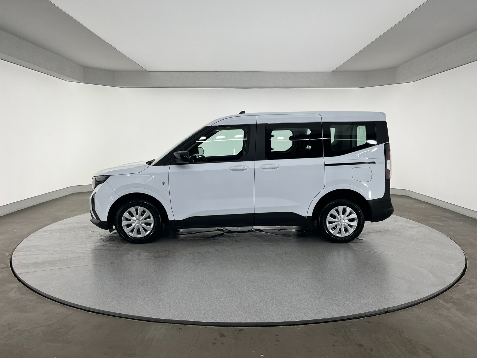 Ford Tourneo Courier Kombi 1.5 EcoBlue Deluxe - 2024 - Detay