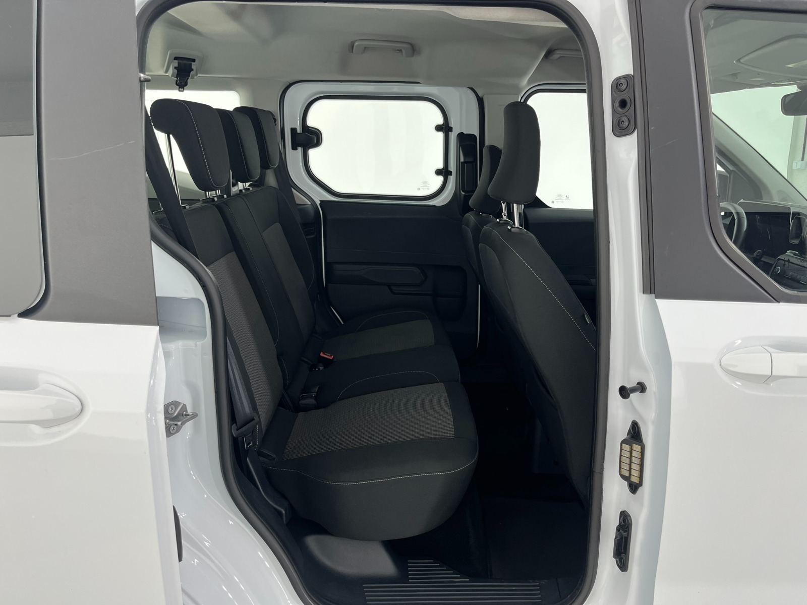 Ford Tourneo Courier Kombi 1.5 EcoBlue Deluxe - 2024 - Detay