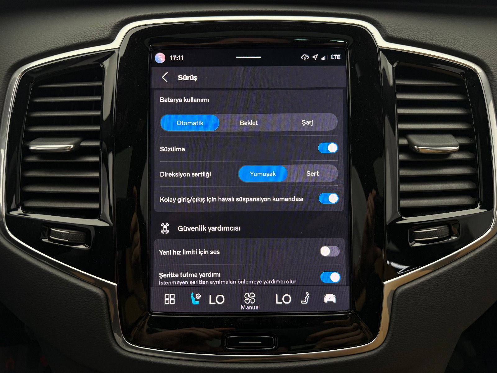 Volvo XC90 2.0 T8 Recharge Plug-In Hybrid AWD Plus Dark - 2024 - Detay