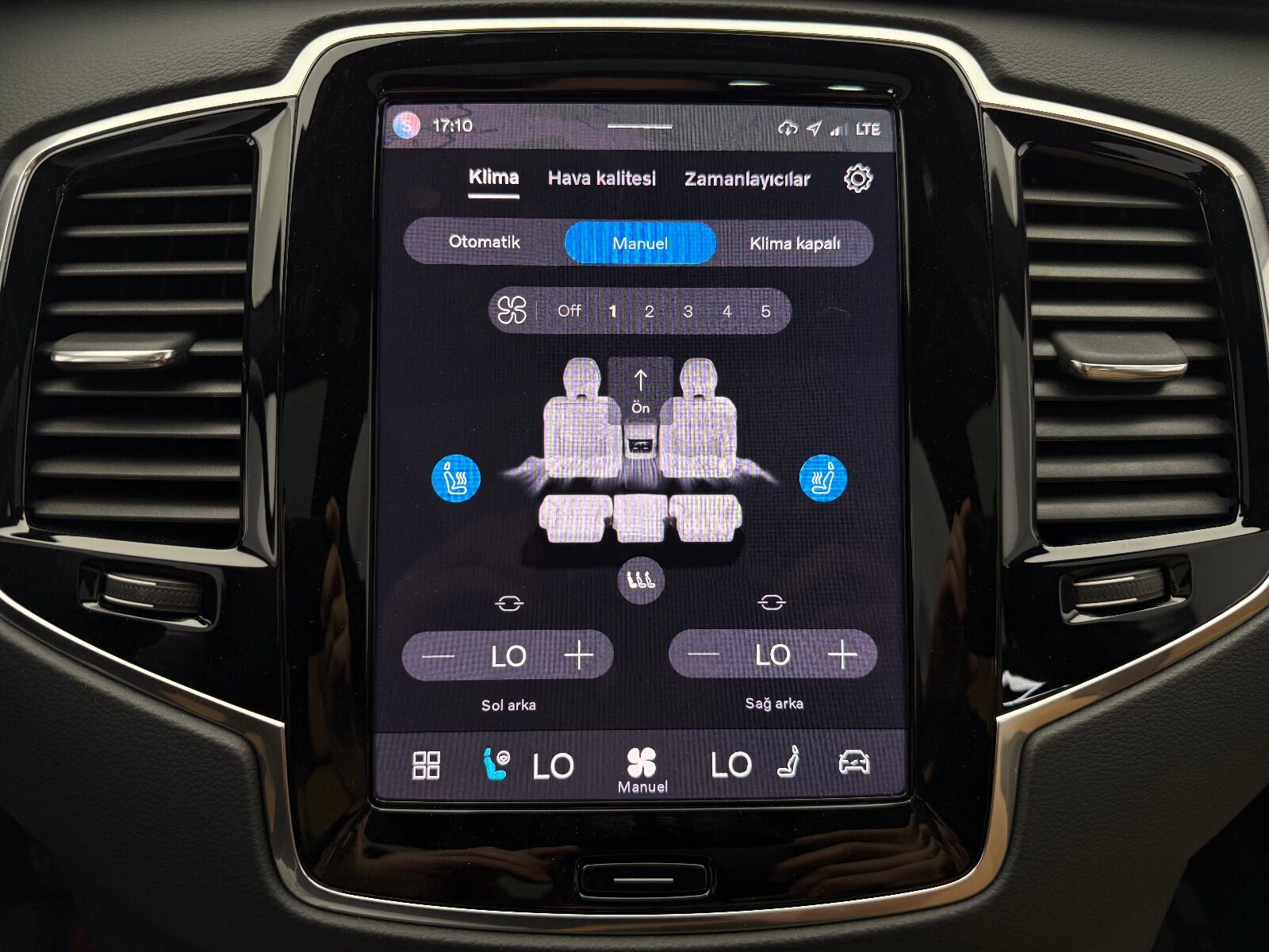 Volvo XC90 2.0 T8 Recharge Plug-In Hybrid AWD Plus Dark - 2024 - Detay